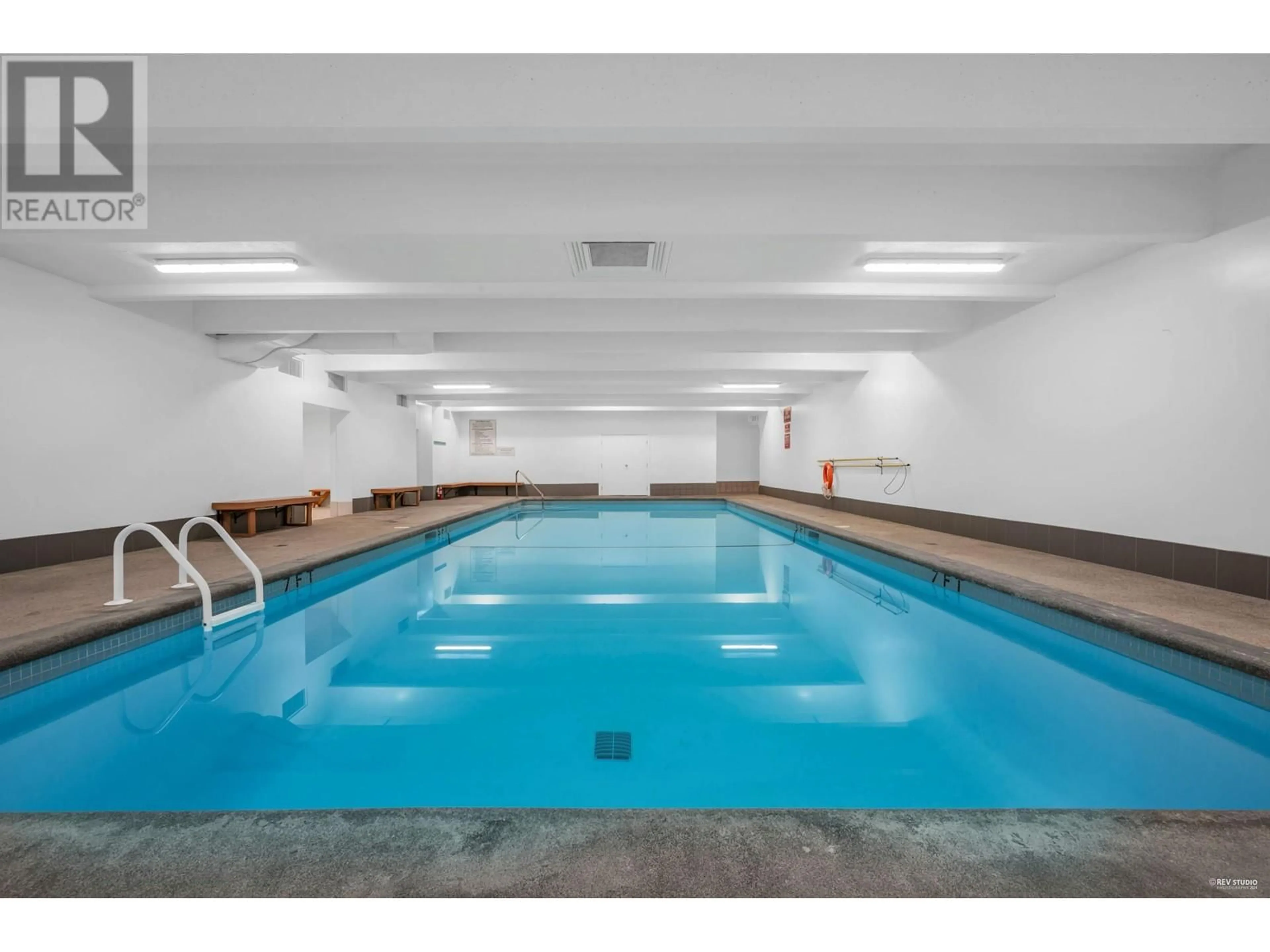 Pool for 1502 - 2016 FULLERTON AVENUE, North Vancouver British Columbia V7P3E6