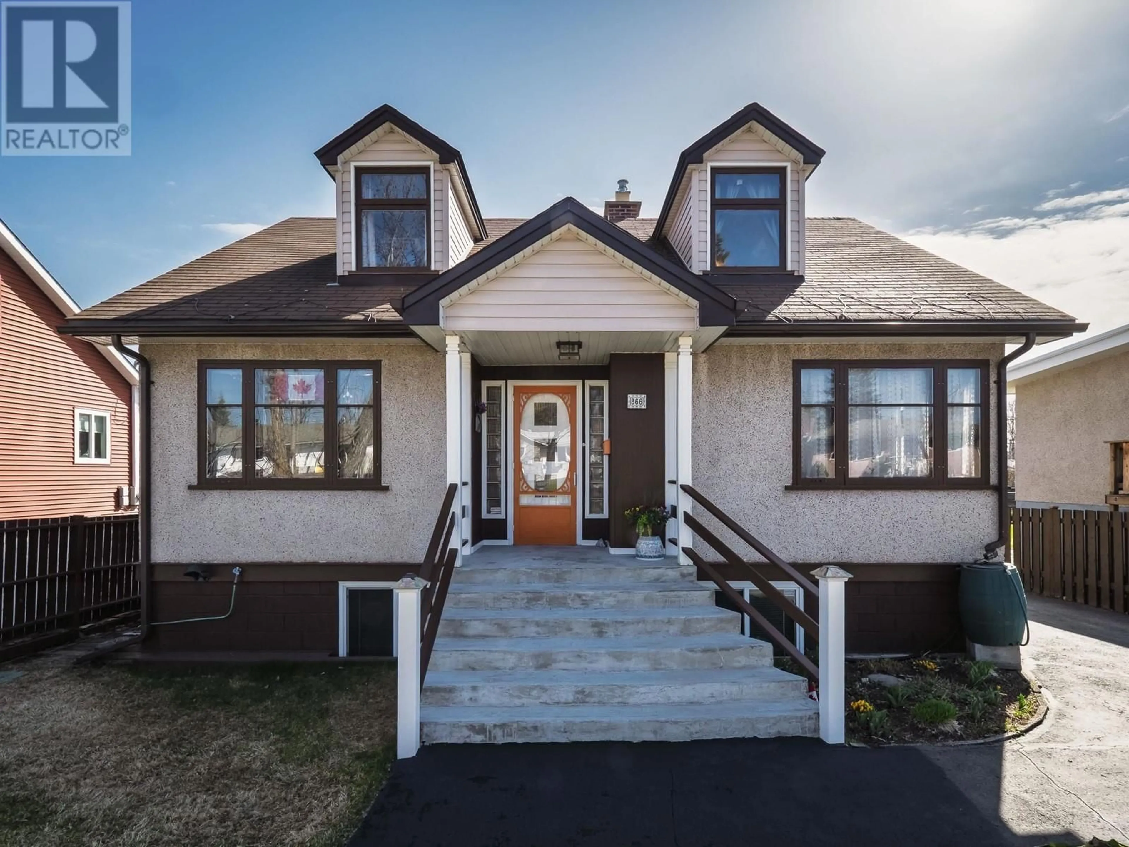 Home with vinyl exterior material, street for 866 EWERT STREET, Prince George British Columbia V2M2N9
