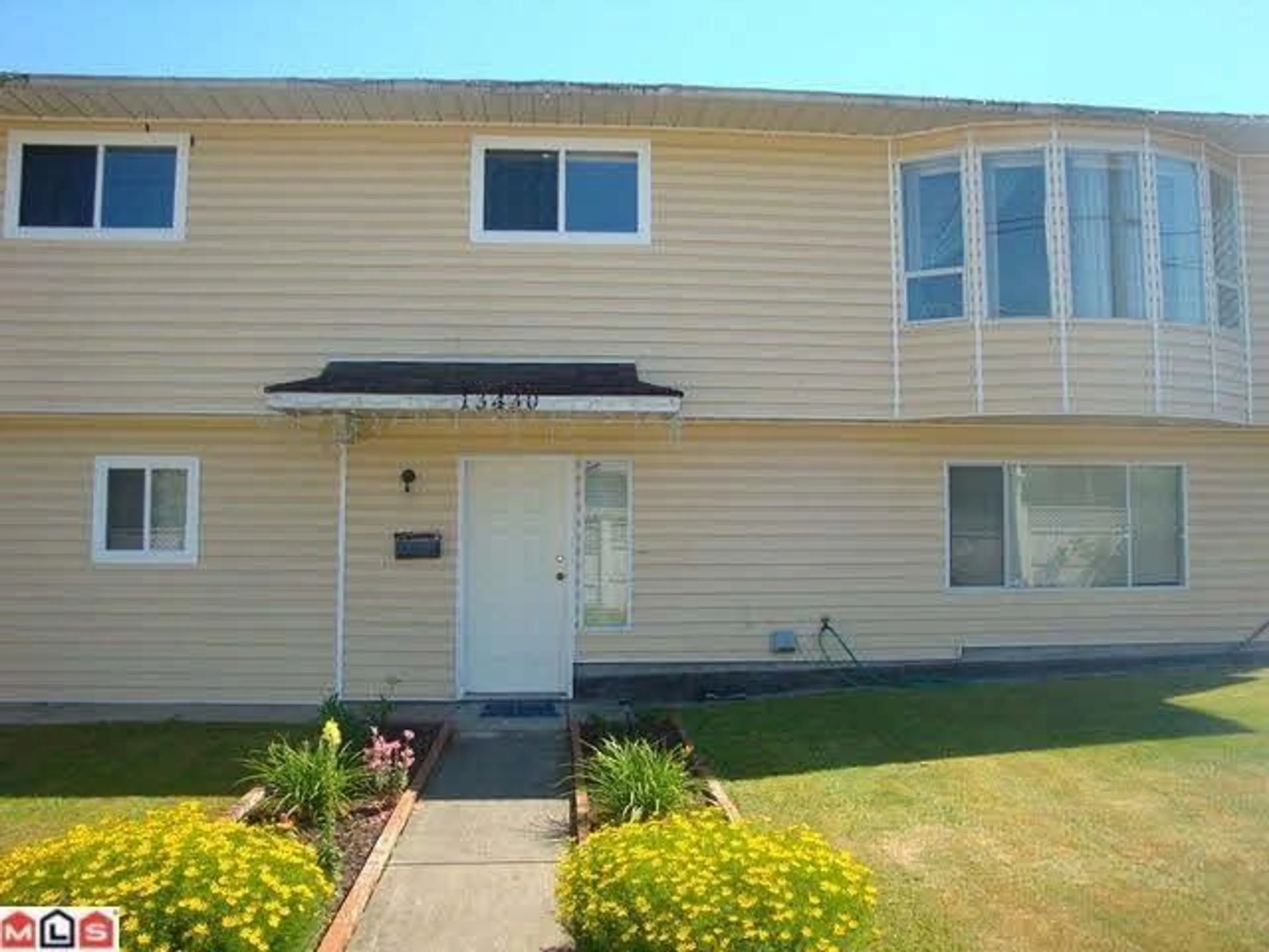 Home with vinyl exterior material, street for 13430 64, Surrey British Columbia V3W8V6