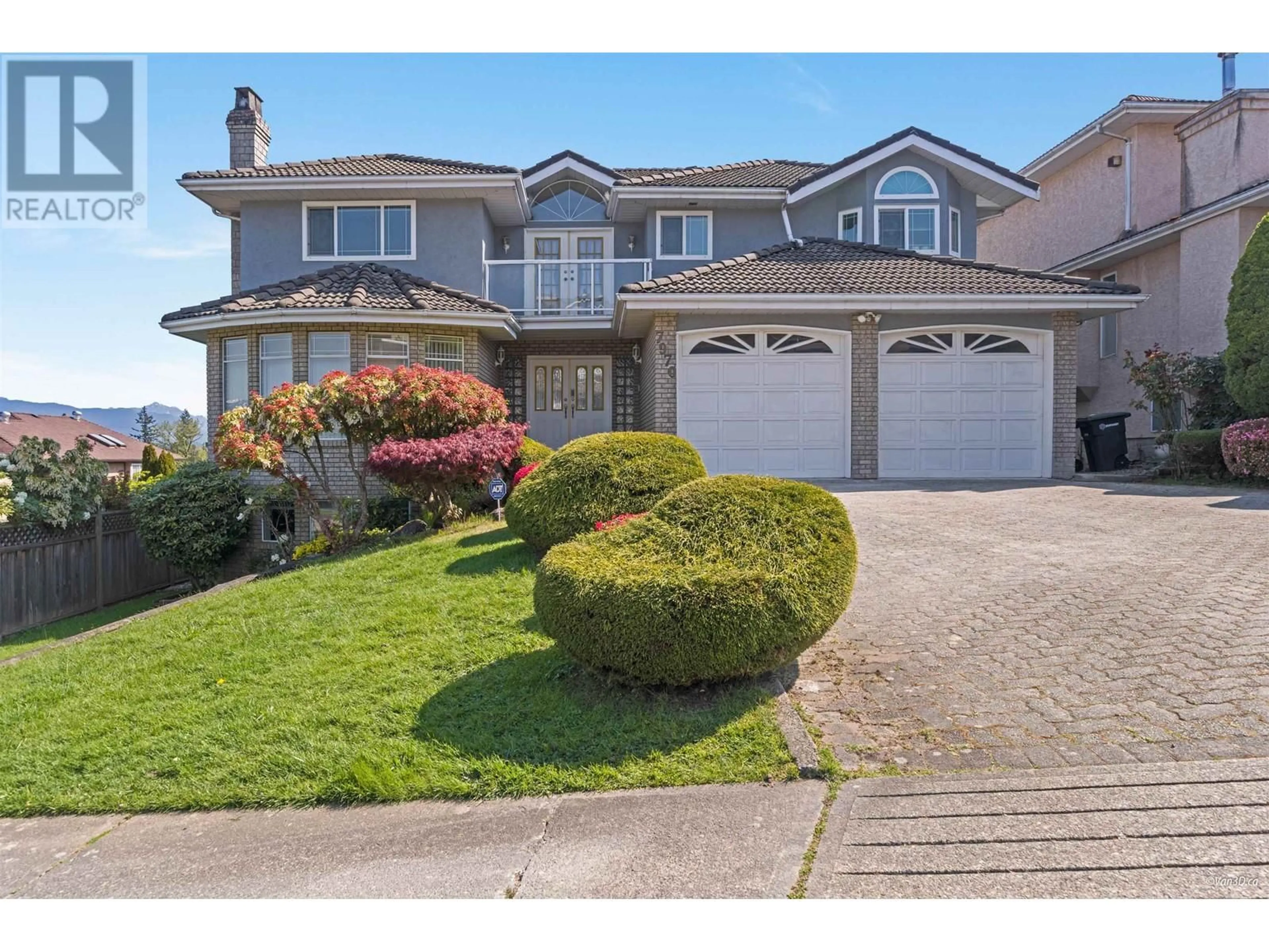 Home with vinyl exterior material, street for 7970 BERKLEY STREET, Burnaby British Columbia V5E4G5