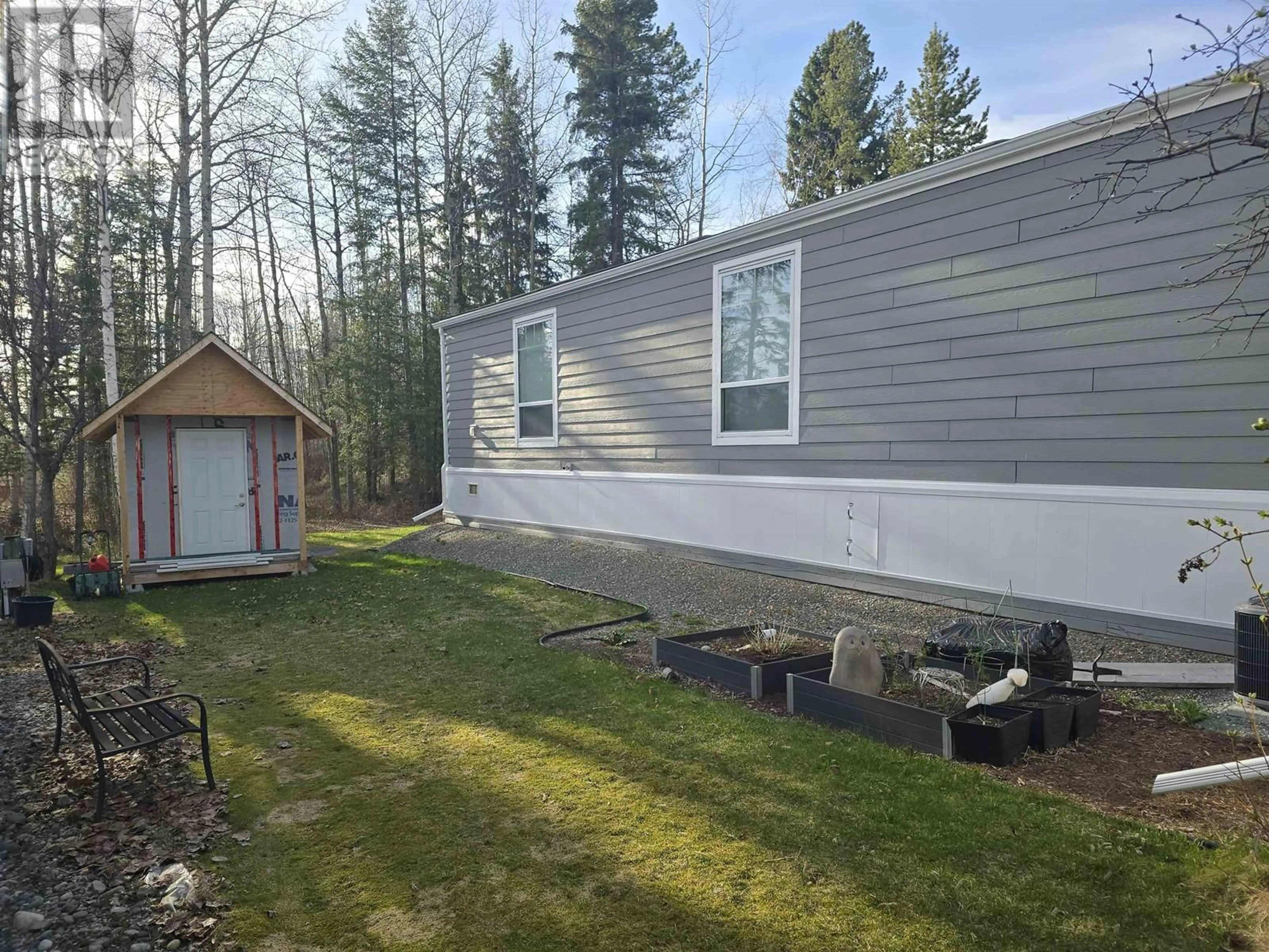 Home with vinyl exterior material, mountain view for 72 - 1000 INVERNESS ROAD, Prince George British Columbia V2N4K1