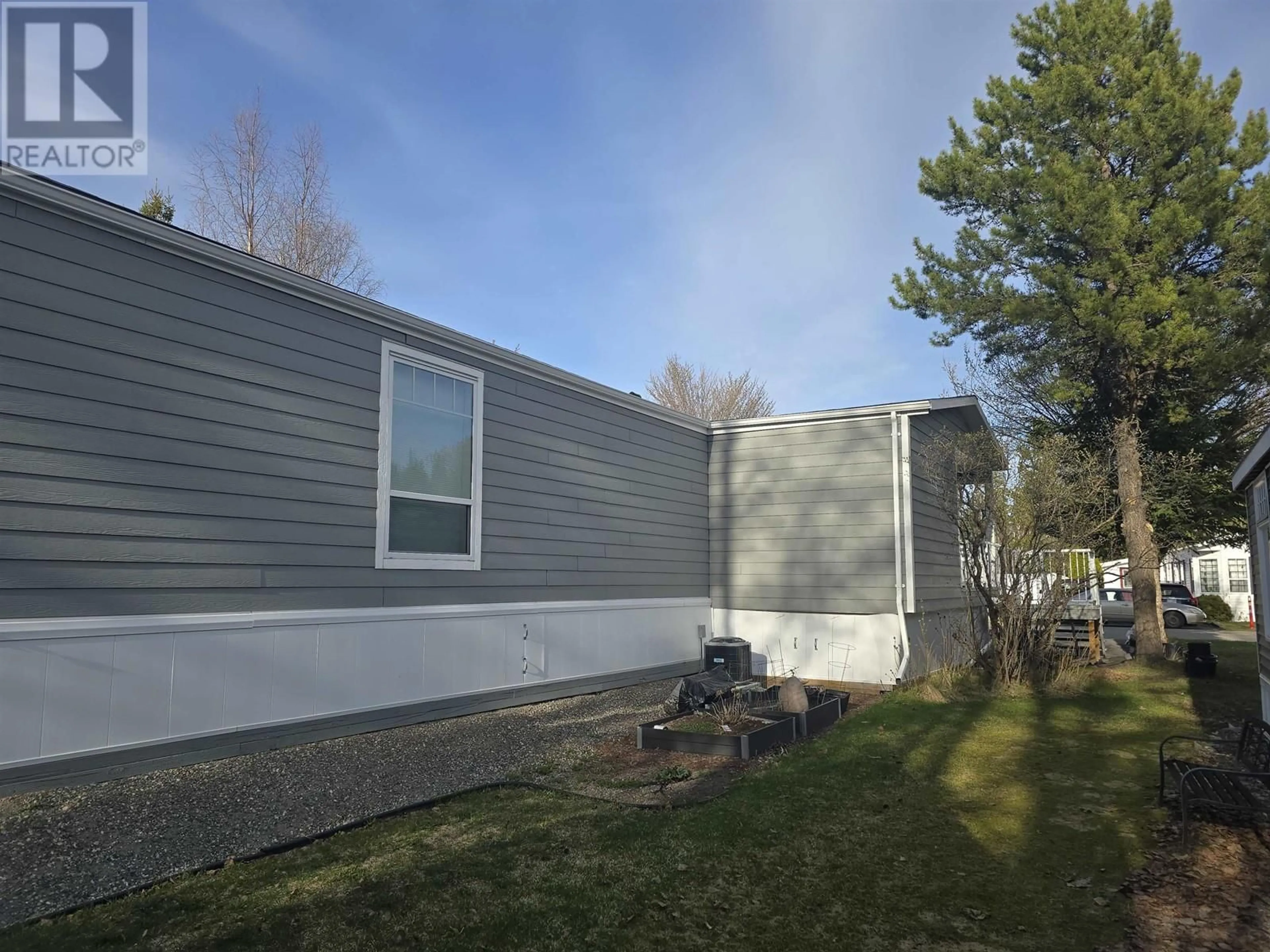 Home with vinyl exterior material, unknown for 72 - 1000 INVERNESS ROAD, Prince George British Columbia V2N4K1