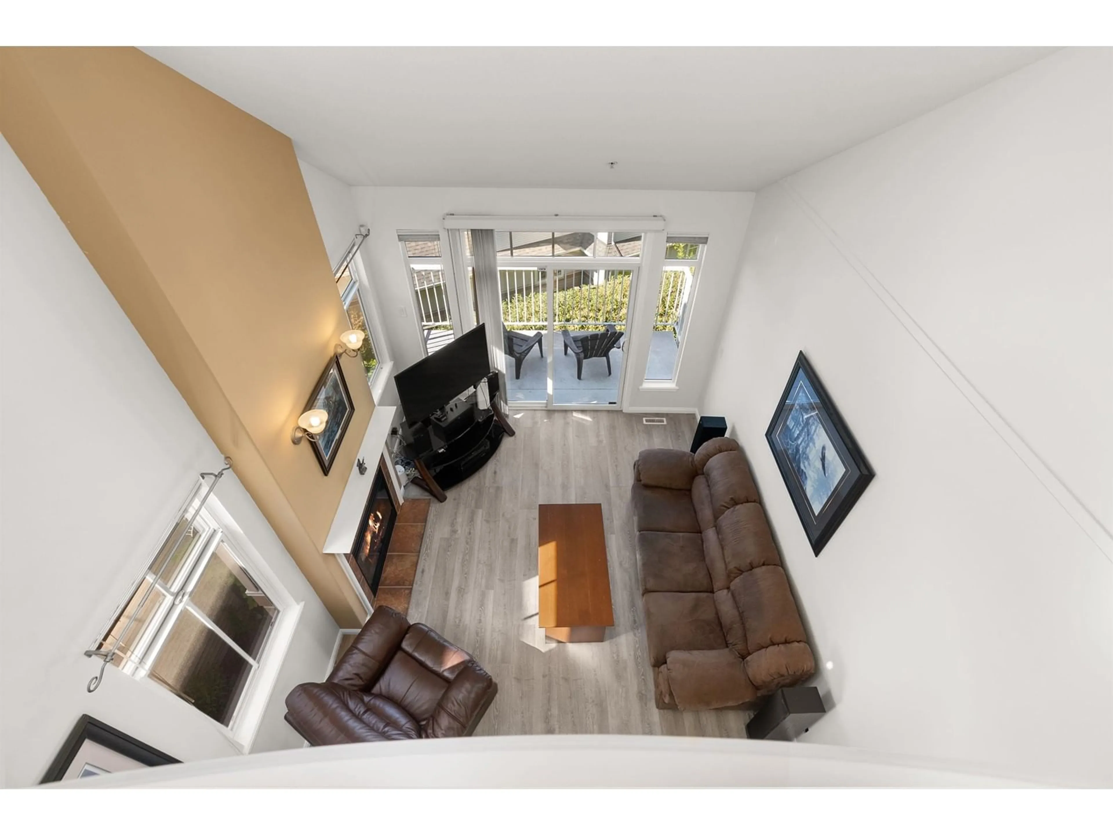 Living room with furniture, unknown for 36 - 11860 RIVER, Surrey British Columbia V3V2V7
