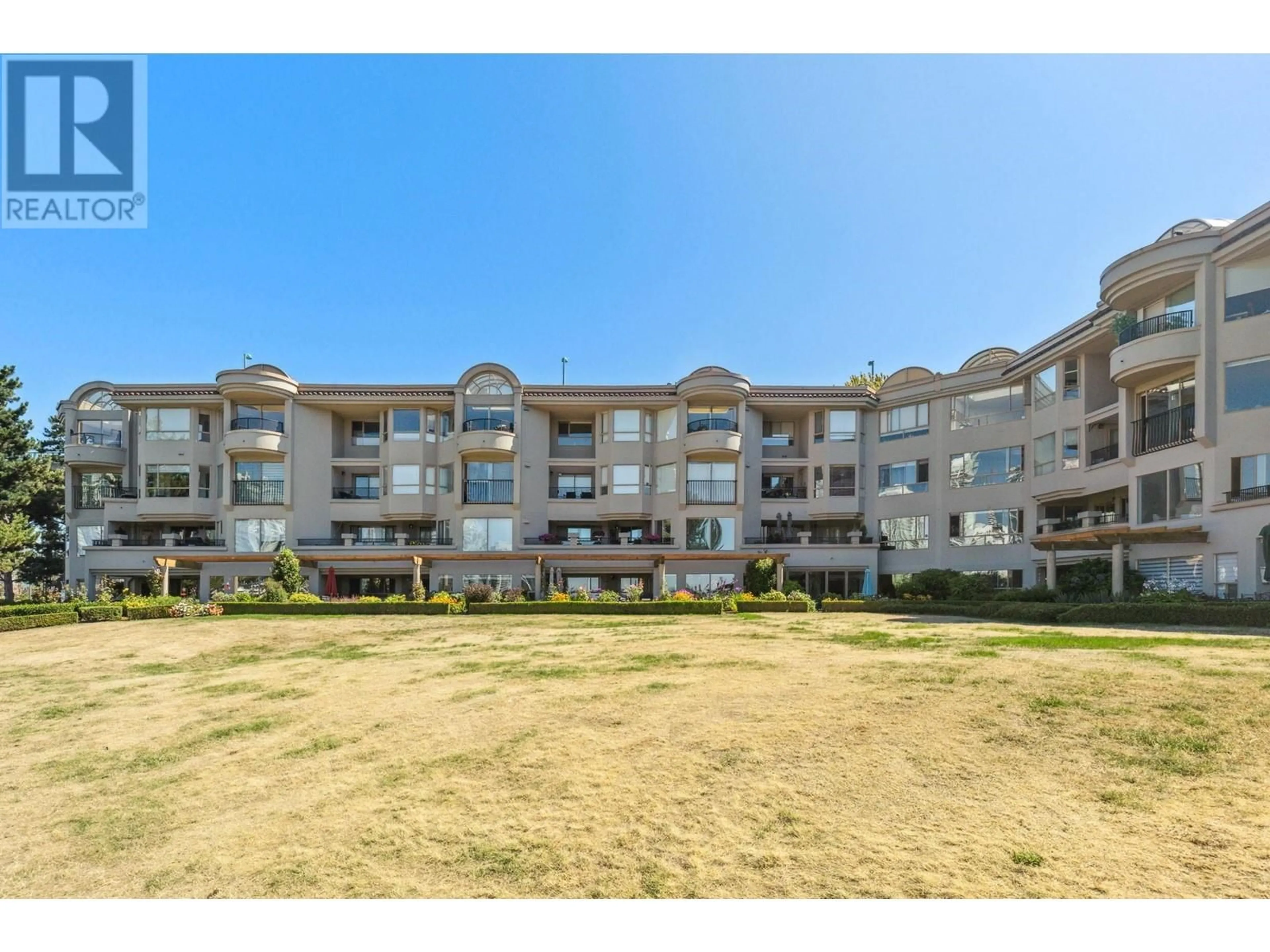 A pic from outside/outdoor area/front of a property/back of a property/a pic from drone, unknown for PH2 - 1859 SPYGLASS PLACE, Vancouver British Columbia V5Z4K6