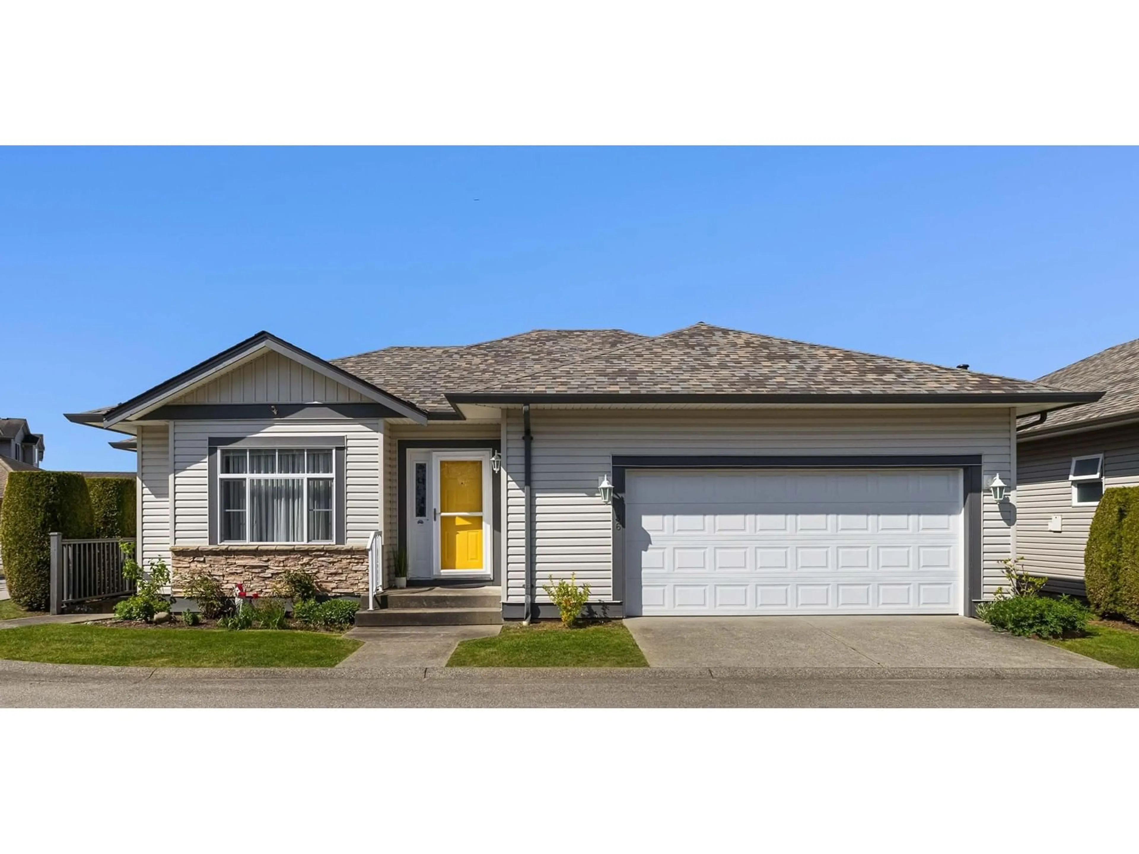 Home with vinyl exterior material, street for 136 - 33751 7TH, Mission British Columbia V2V7C2