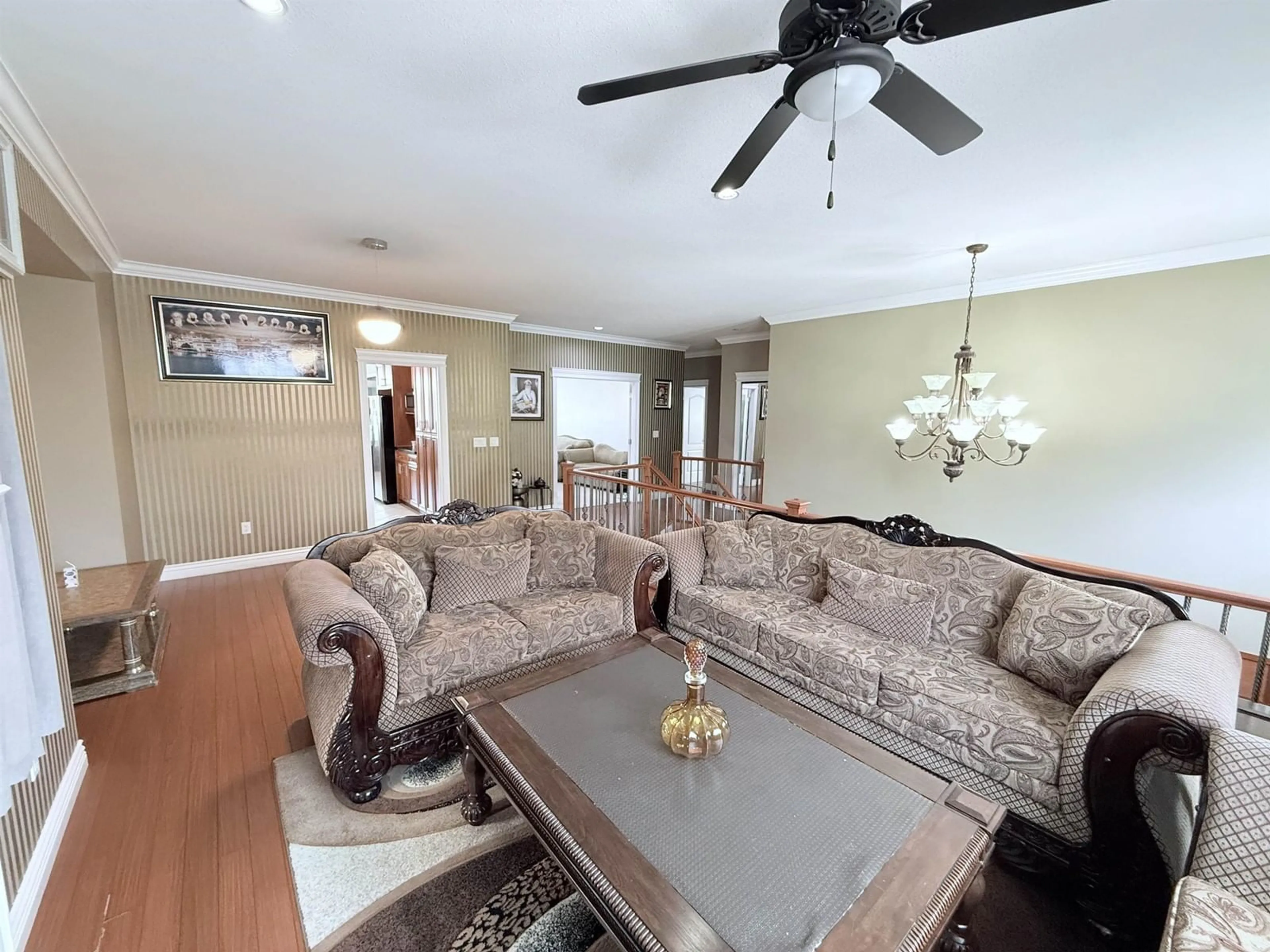 Living room with furniture, unknown for 33124 DALKE, Mission British Columbia V2V0A3