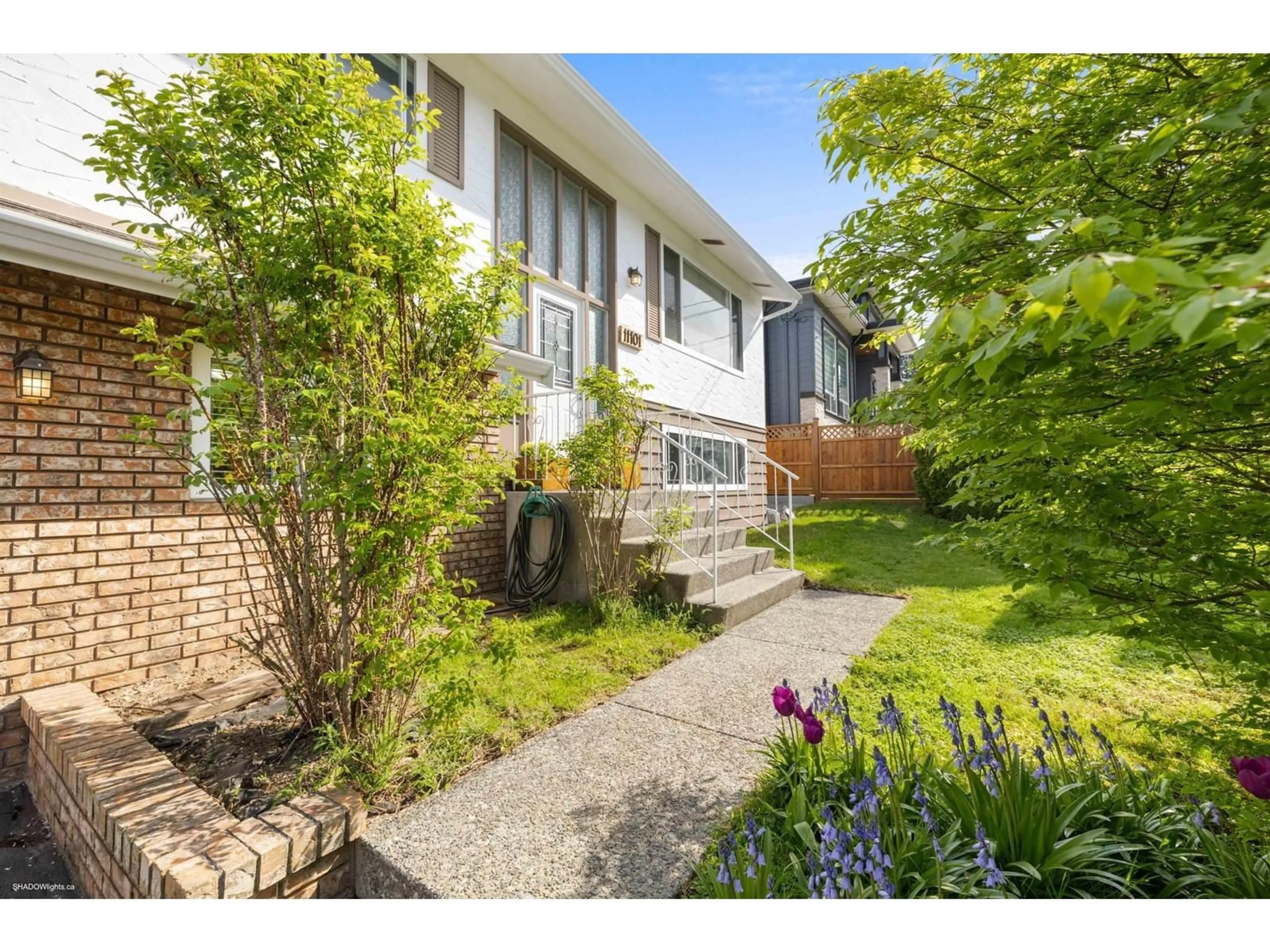 A pic from outside/outdoor area/front of a property/back of a property/a pic from drone, street for 11101 72A, Delta British Columbia V4C1A2