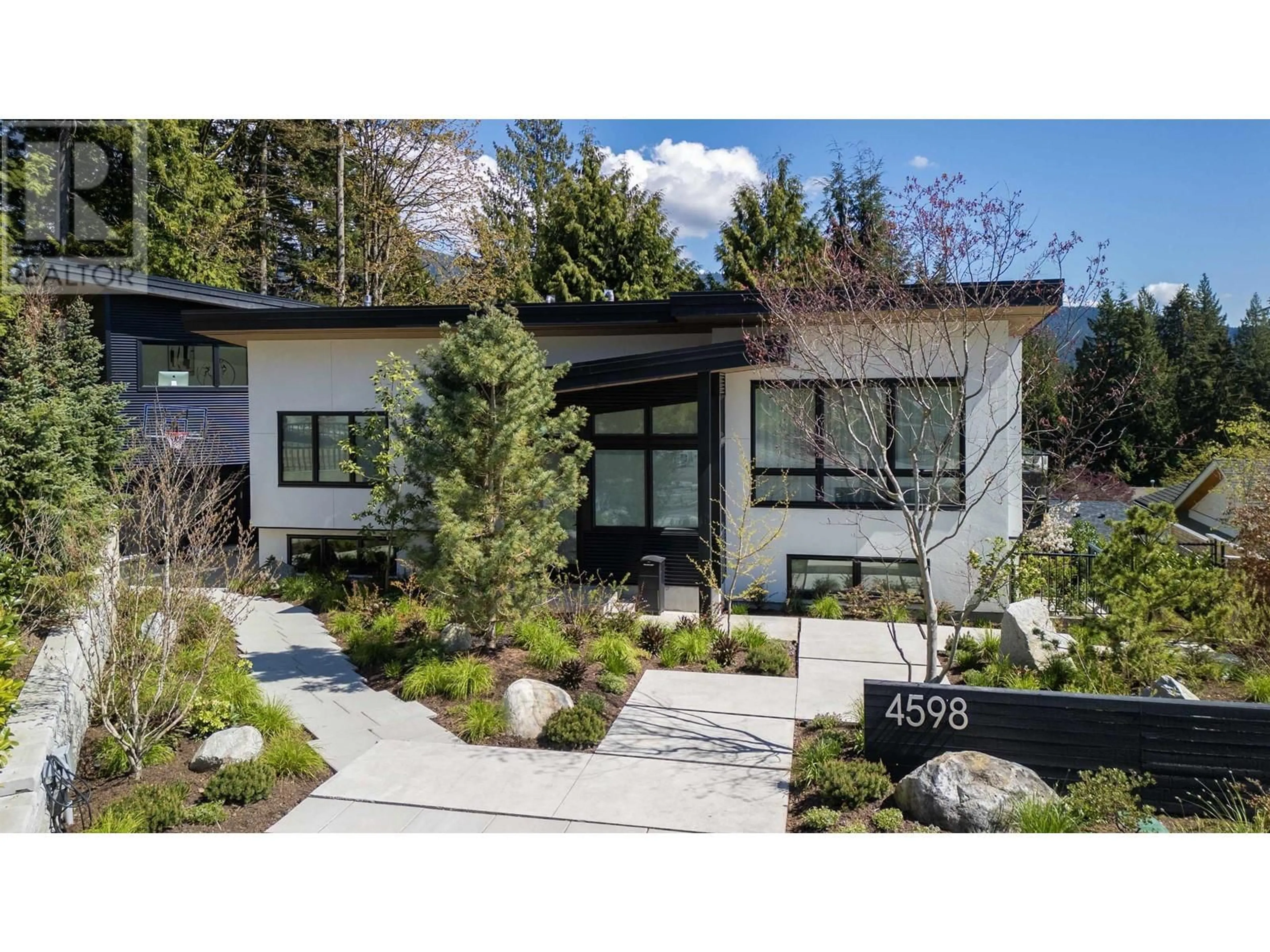 Unknown for 4598 MEADOWBANK CLOSE, North Vancouver British Columbia V7K2L2