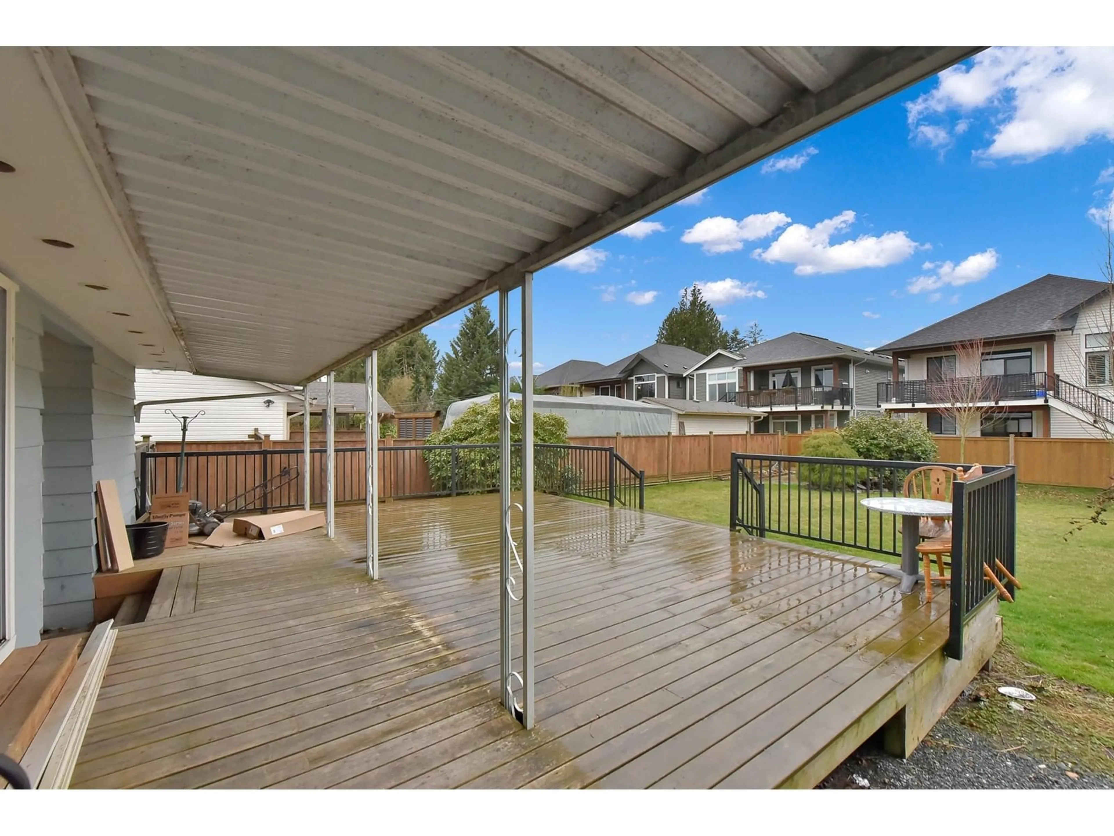 Patio, unknown for 10095 FAIRVIEW DRIVE, Chilliwack British Columbia V2P5J3