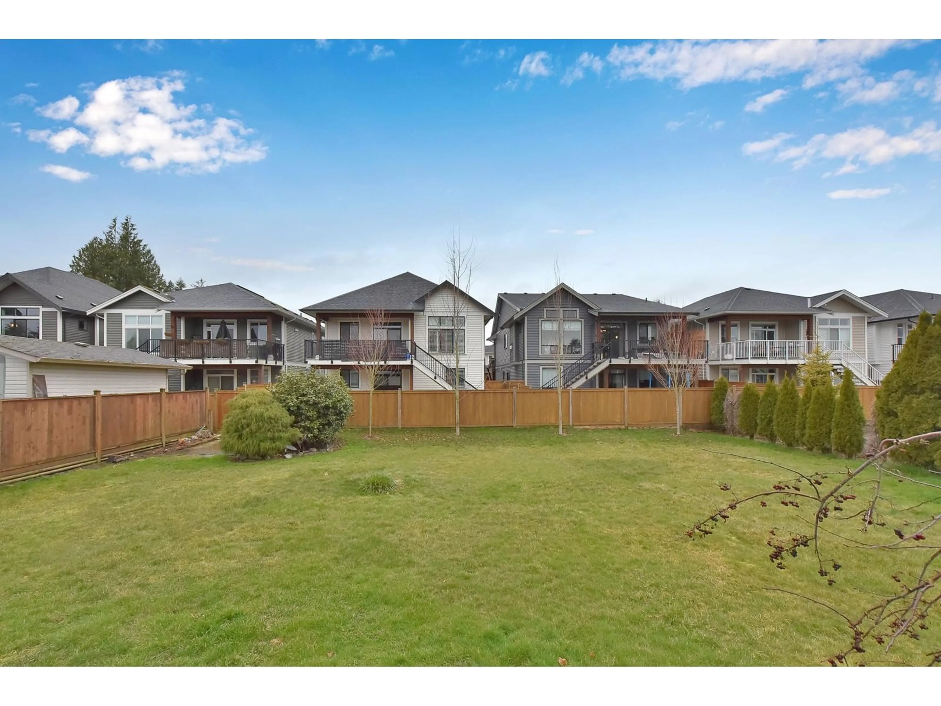 A pic from outside/outdoor area/front of a property/back of a property/a pic from drone, mountain view for 10095 FAIRVIEW DRIVE, Chilliwack British Columbia V2P5J3