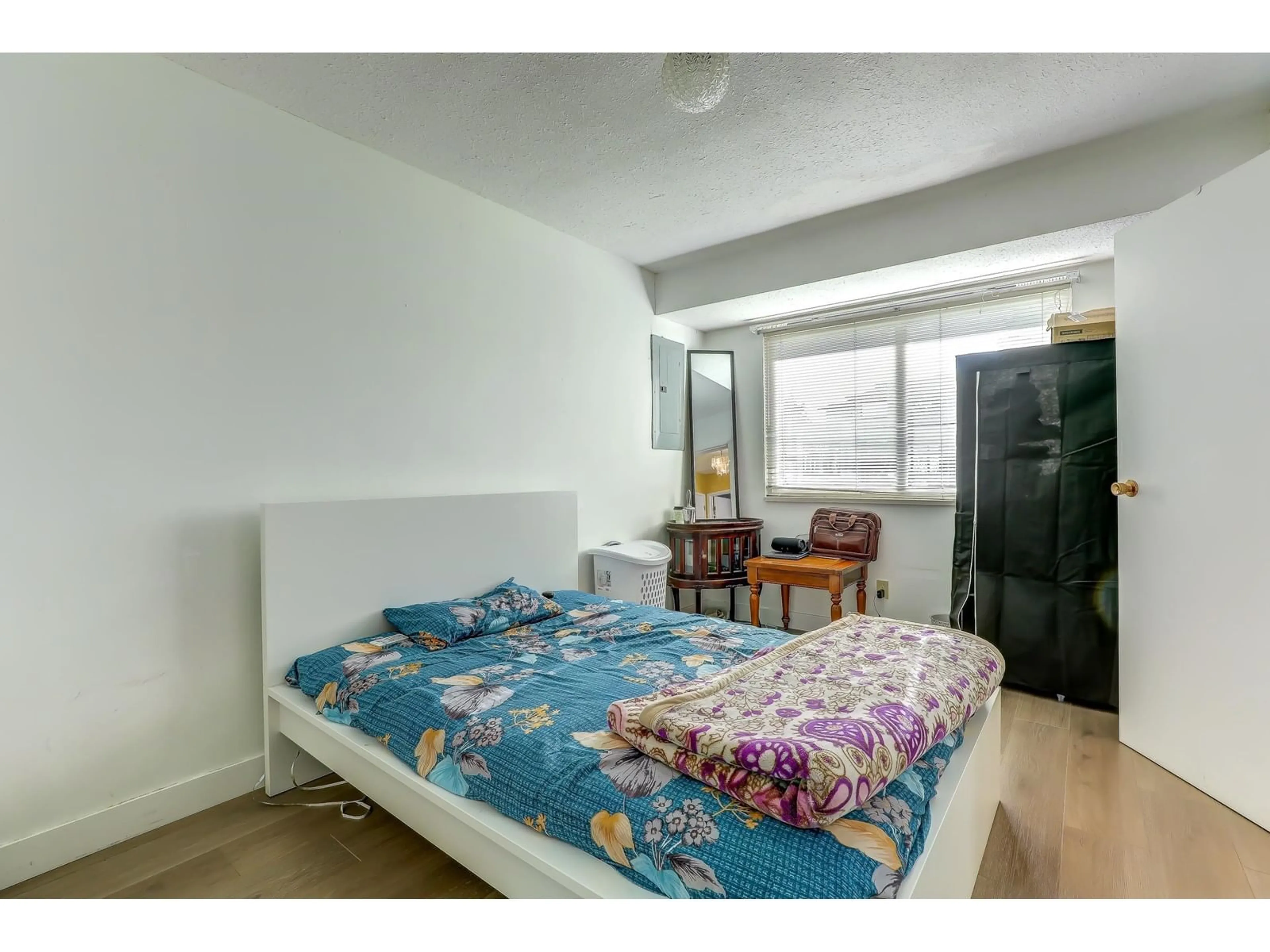 Bedroom with bed, unknown for 9774 153A, Surrey British Columbia V3R4H9