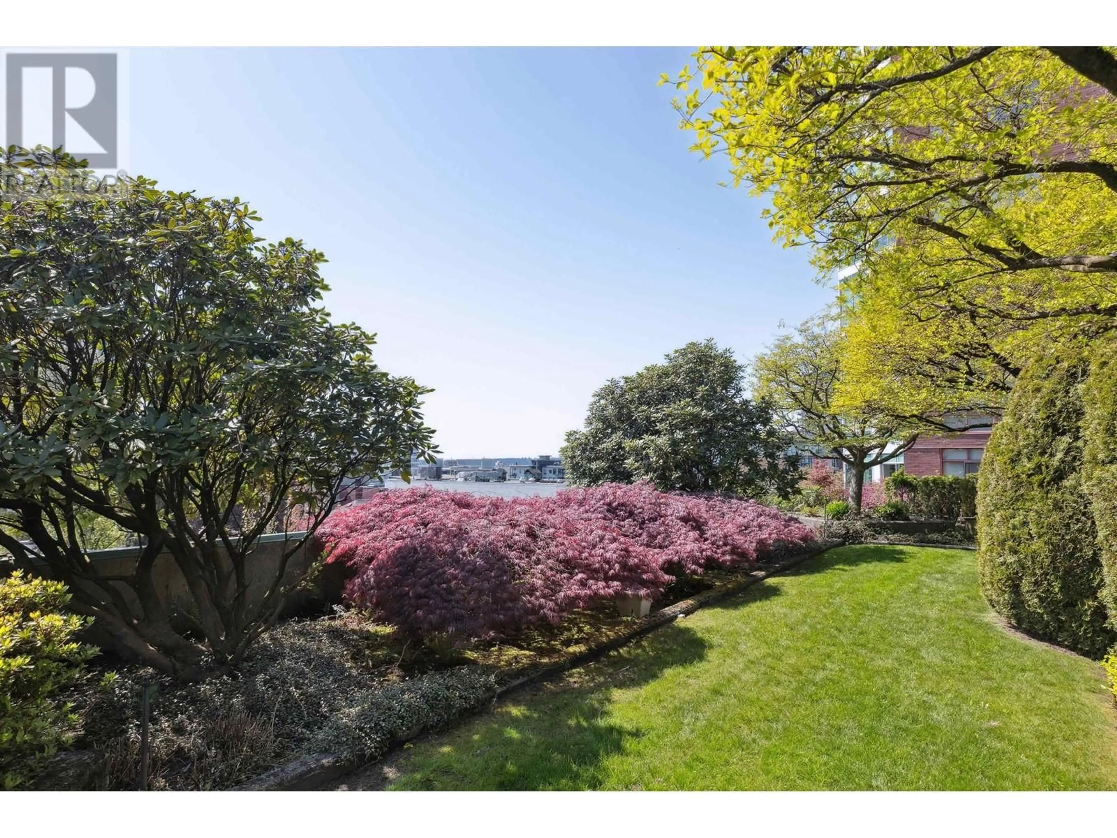 A pic from outside/outdoor area/front of a property/back of a property/a pic from drone, water/lake/river/ocean view for 703 - 130 2ND STREET, North Vancouver British Columbia V7L1C3