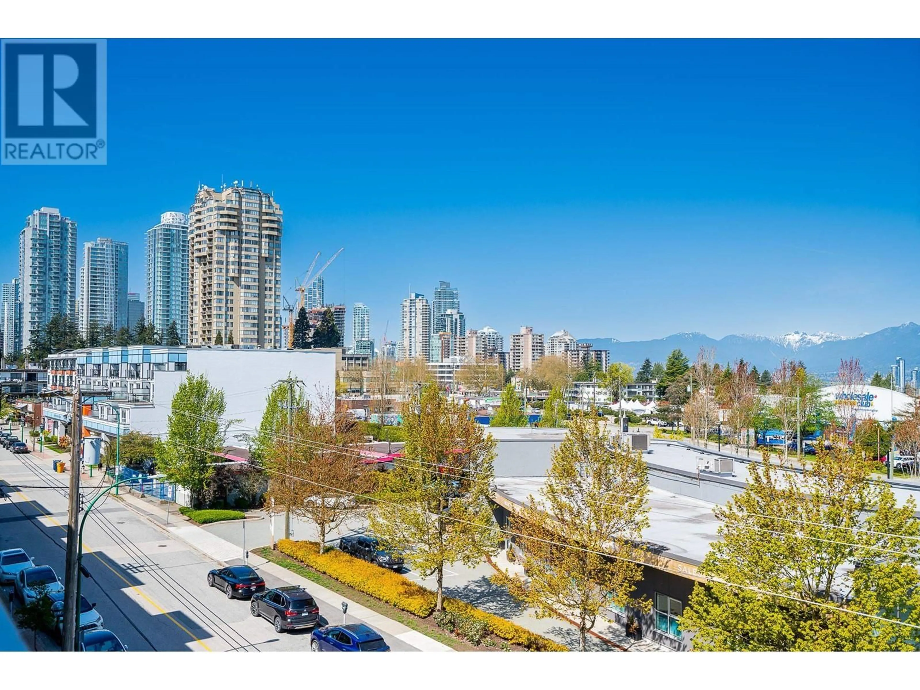 A pic from outside/outdoor area/front of a property/back of a property/a pic from drone, city buildings view from balcony for PH16 - 5388 GRIMMER STREET, Burnaby British Columbia V5H0B9