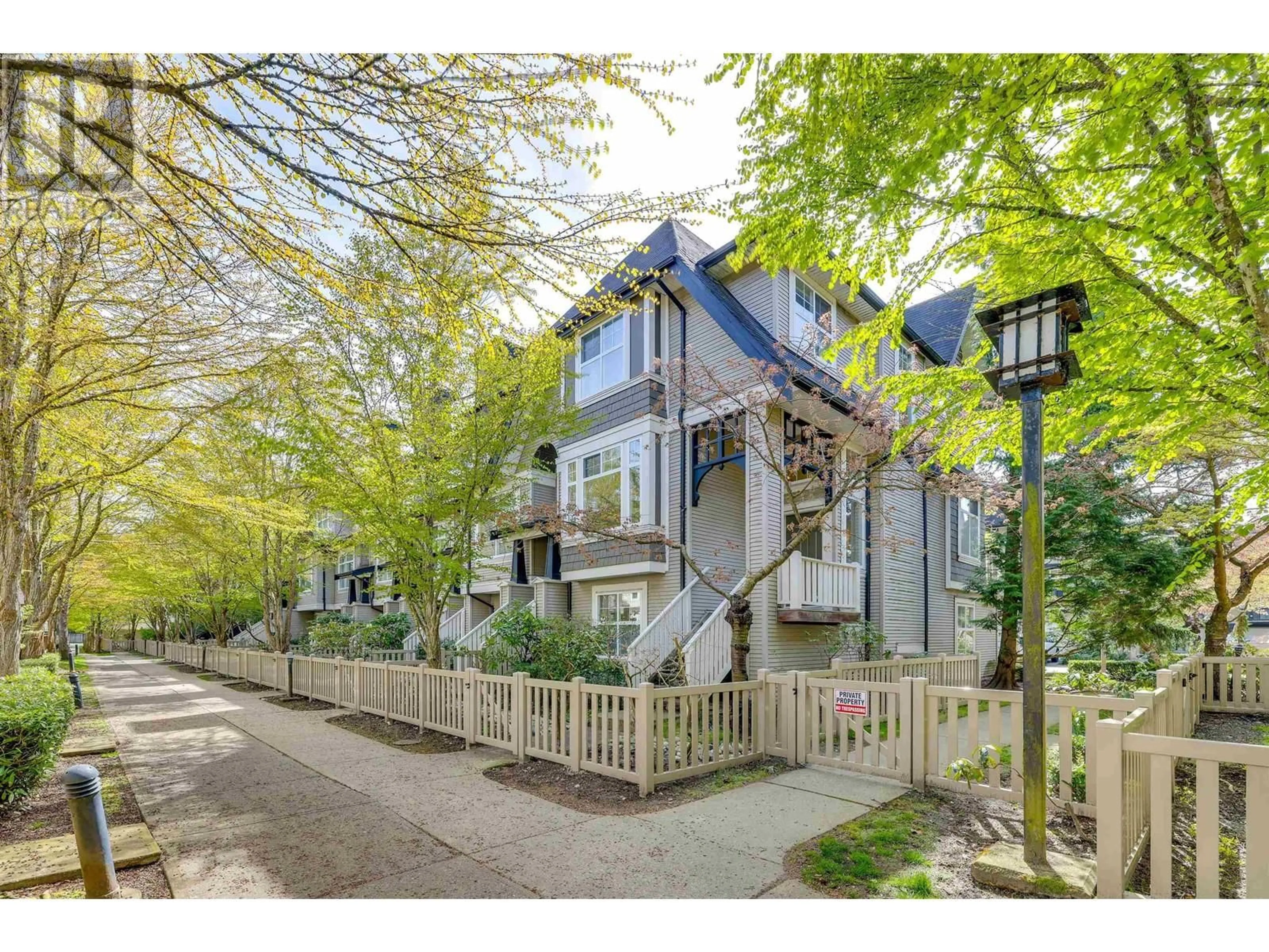Unknown for 56 - 6888 ROBSON DRIVE, Richmond British Columbia V7C5T6
