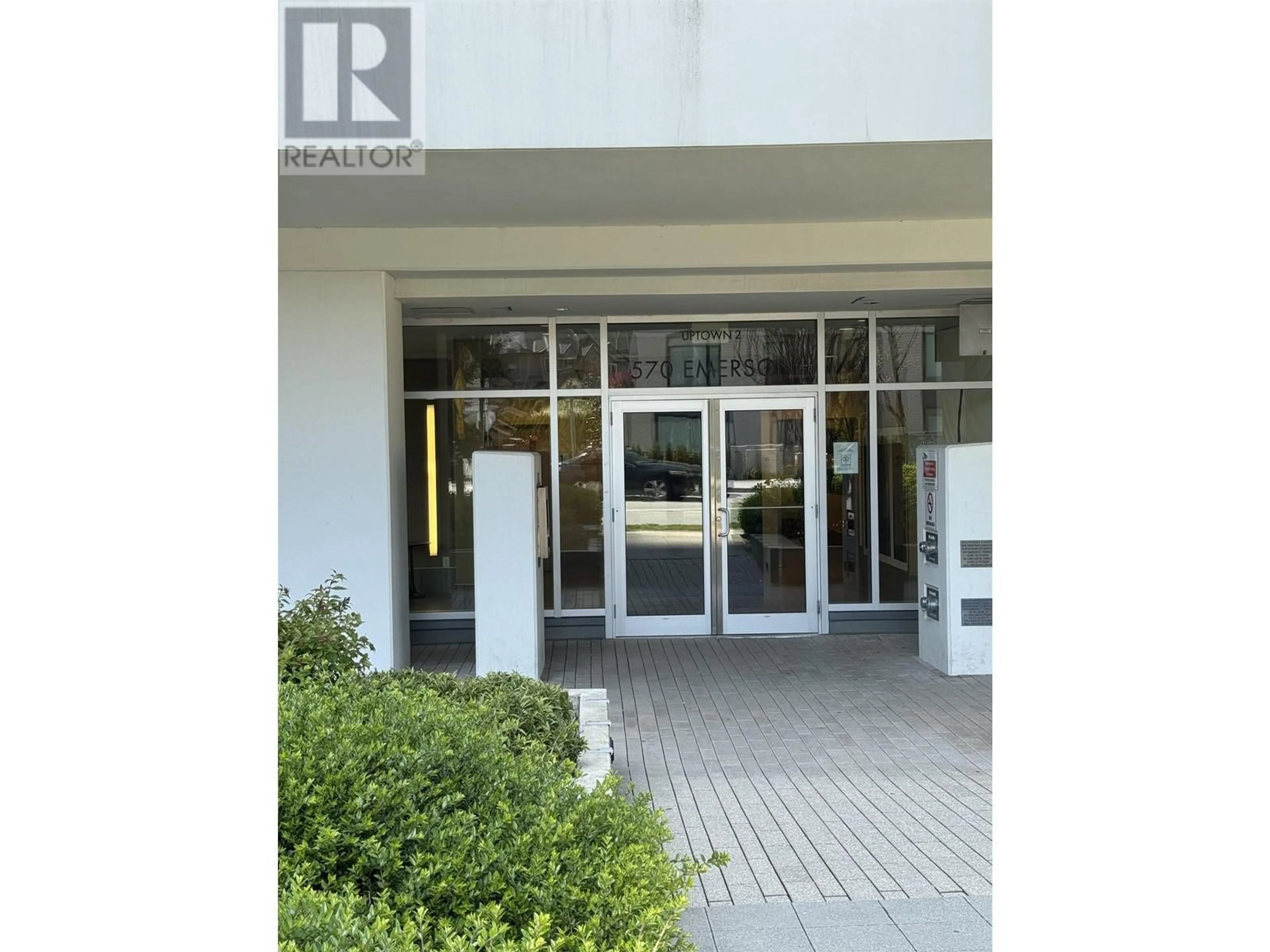 Indoor foyer for 601 - 570 EMERSON STREET, Coquitlam British Columbia V3J0G3
