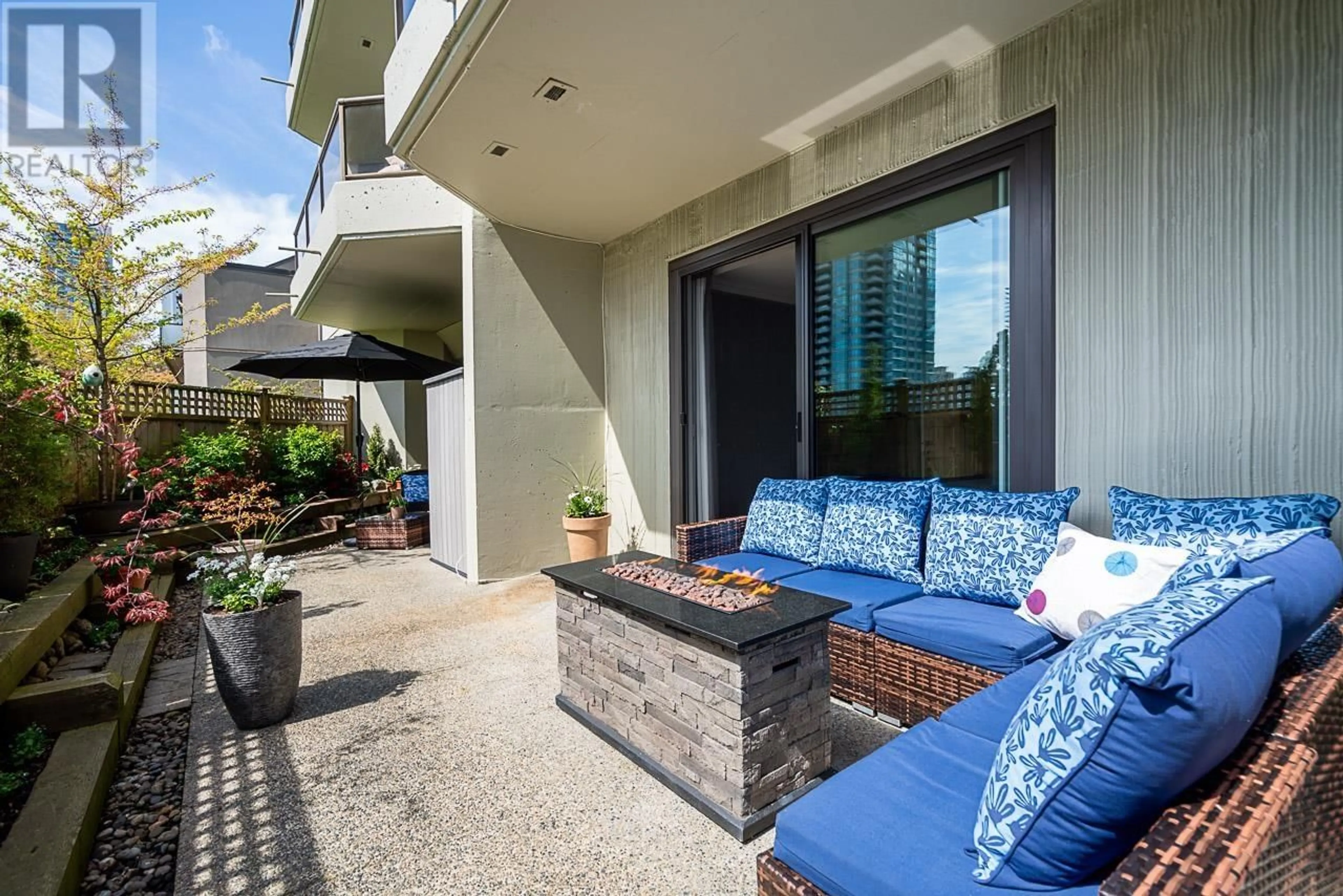 Patio, unknown for 101 - 4353 HALIFAX STREET, Burnaby British Columbia V5C5Z4