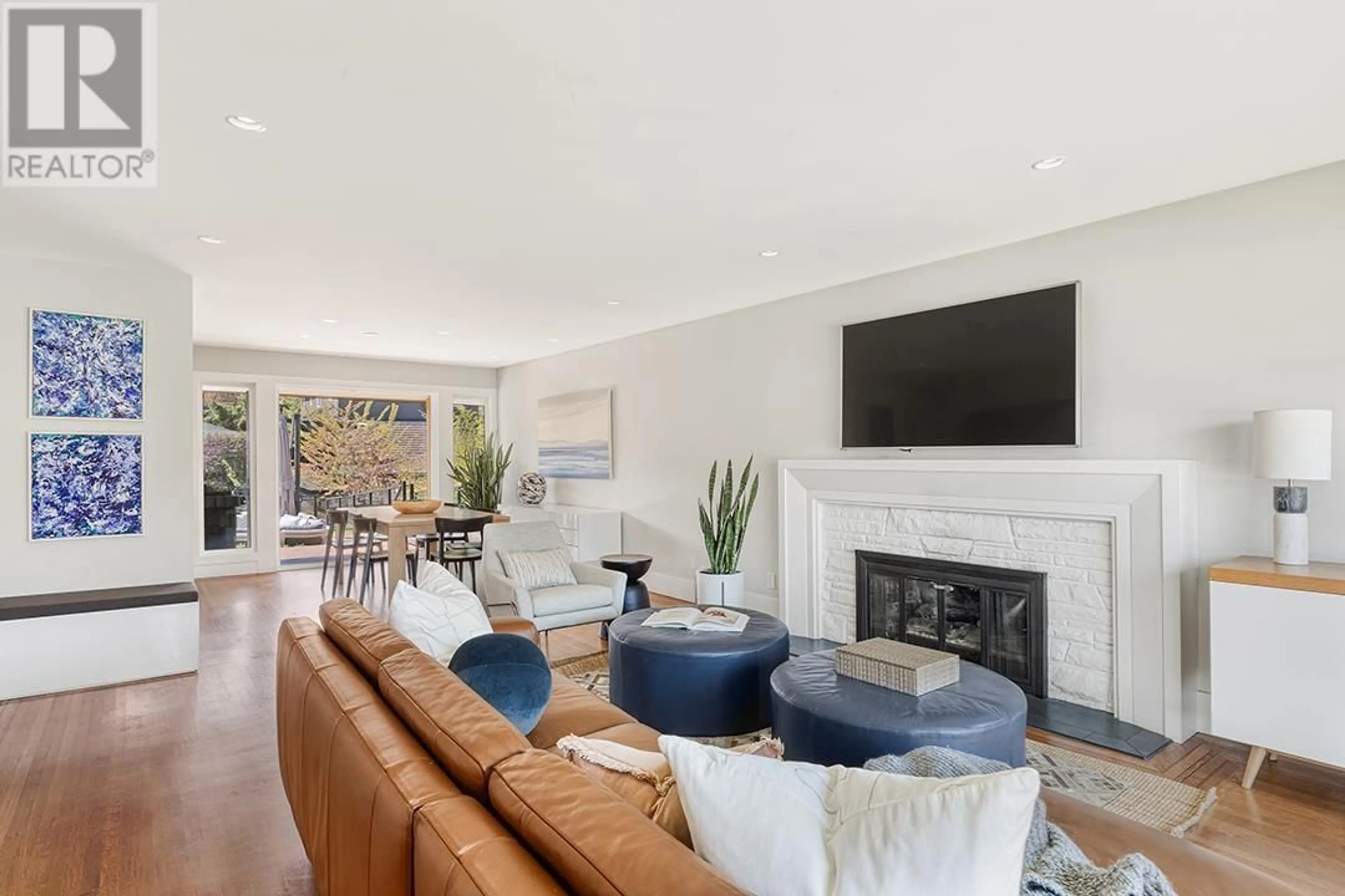 Living room with furniture, unknown for 4455 BRAKENRIDGE STREET, Vancouver British Columbia V6L2H1