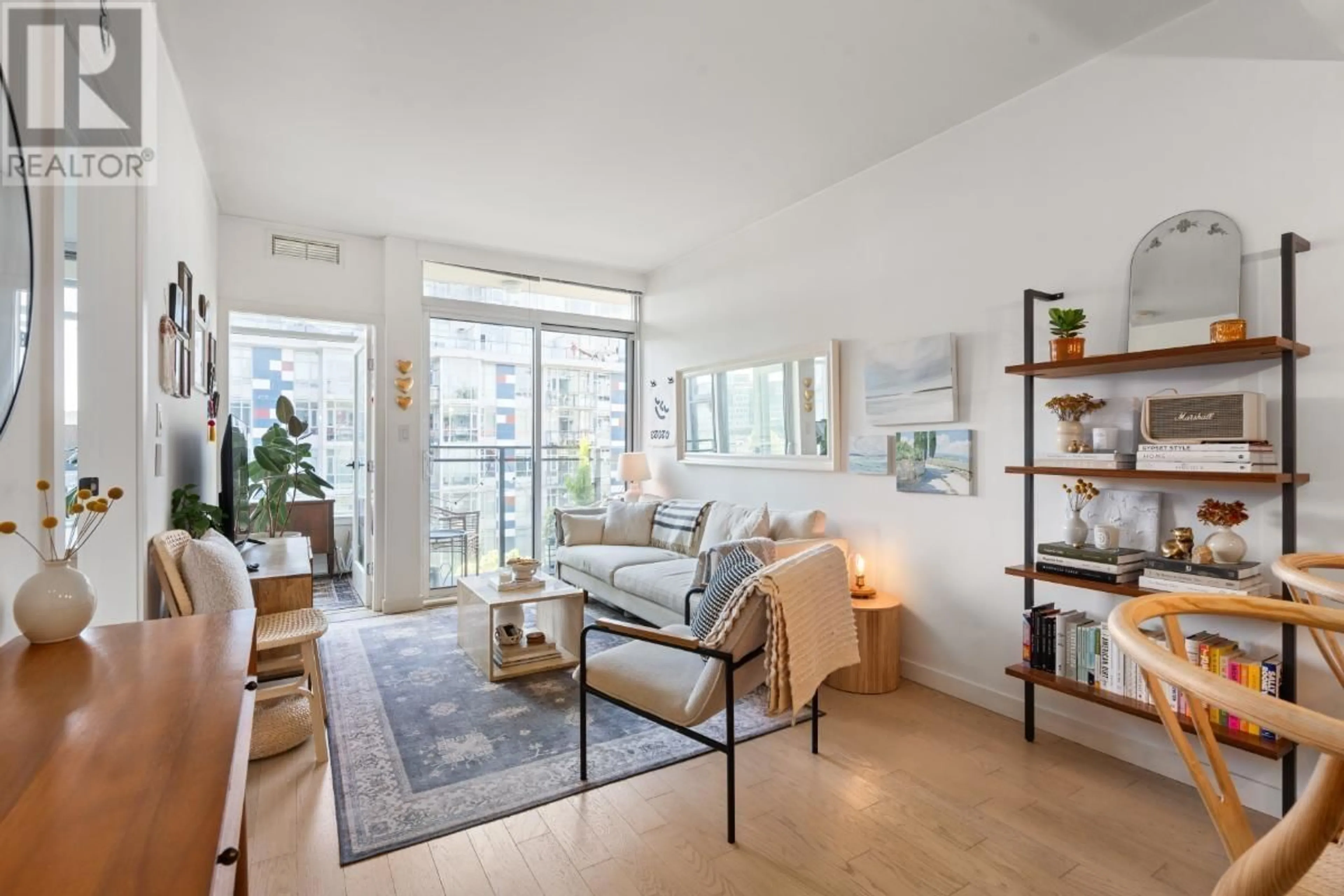 Living room with furniture, unknown for 609 - 38 1ST AVENUE, Vancouver British Columbia V5Y0K3