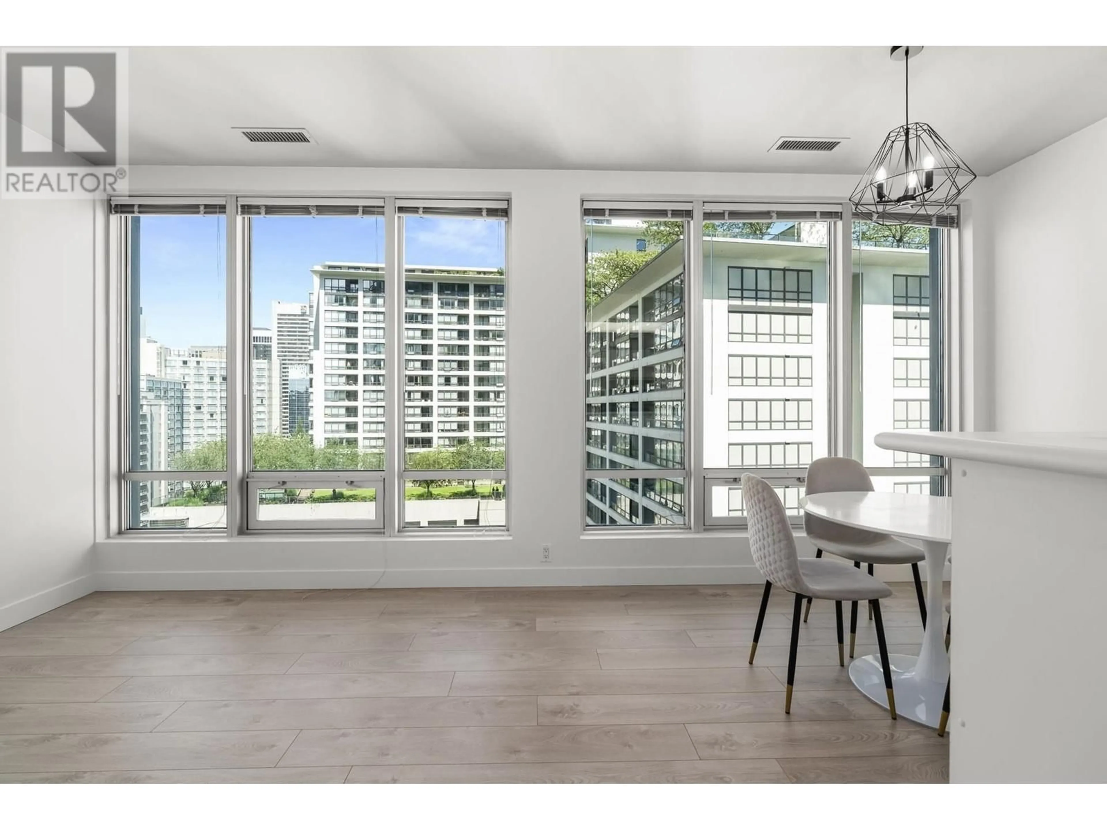 A pic of a room for 1012 - 989 NELSON STREET, Vancouver British Columbia V6Z2S1