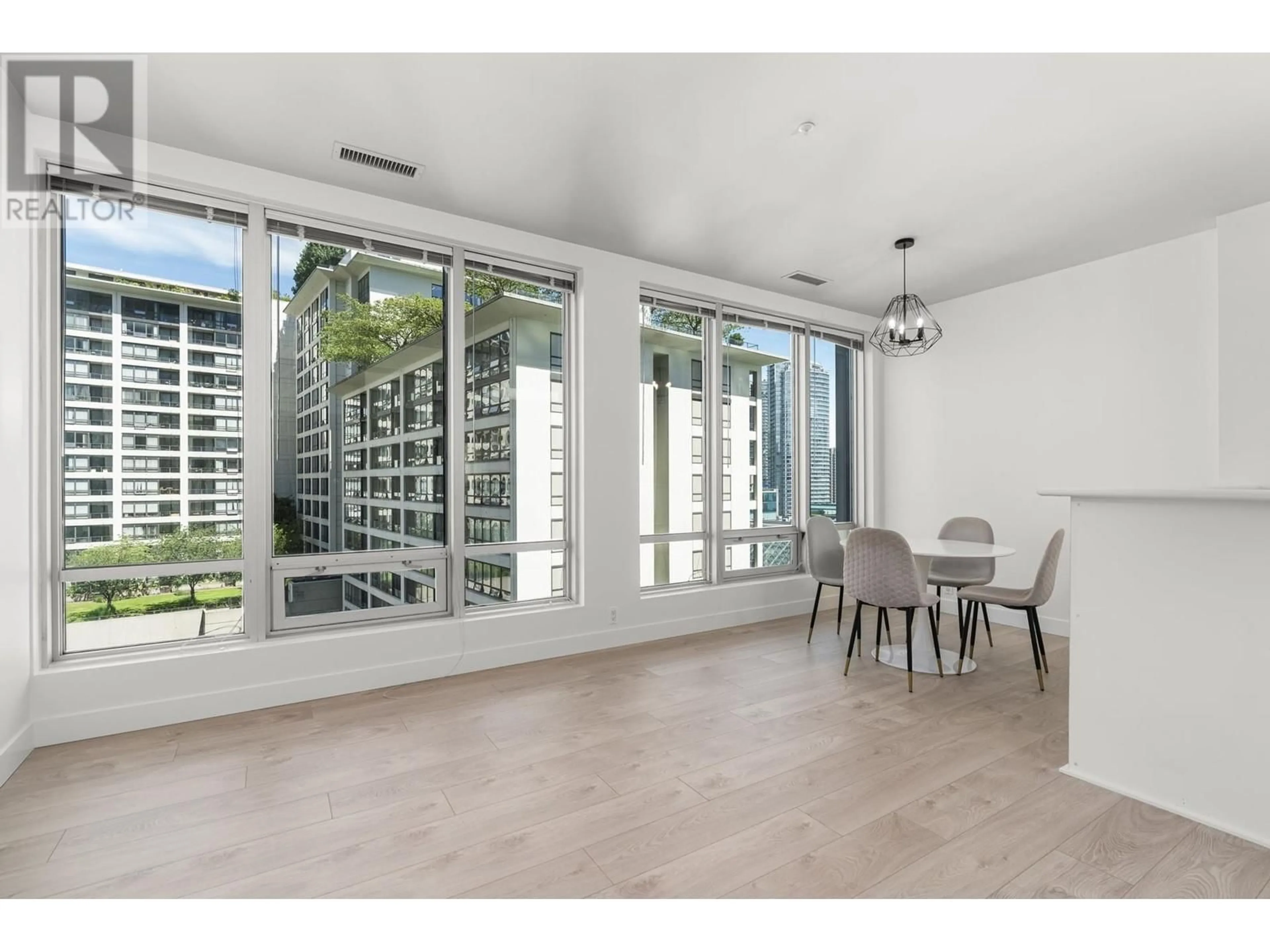 A pic of a room for 1012 - 989 NELSON STREET, Vancouver British Columbia V6Z2S1
