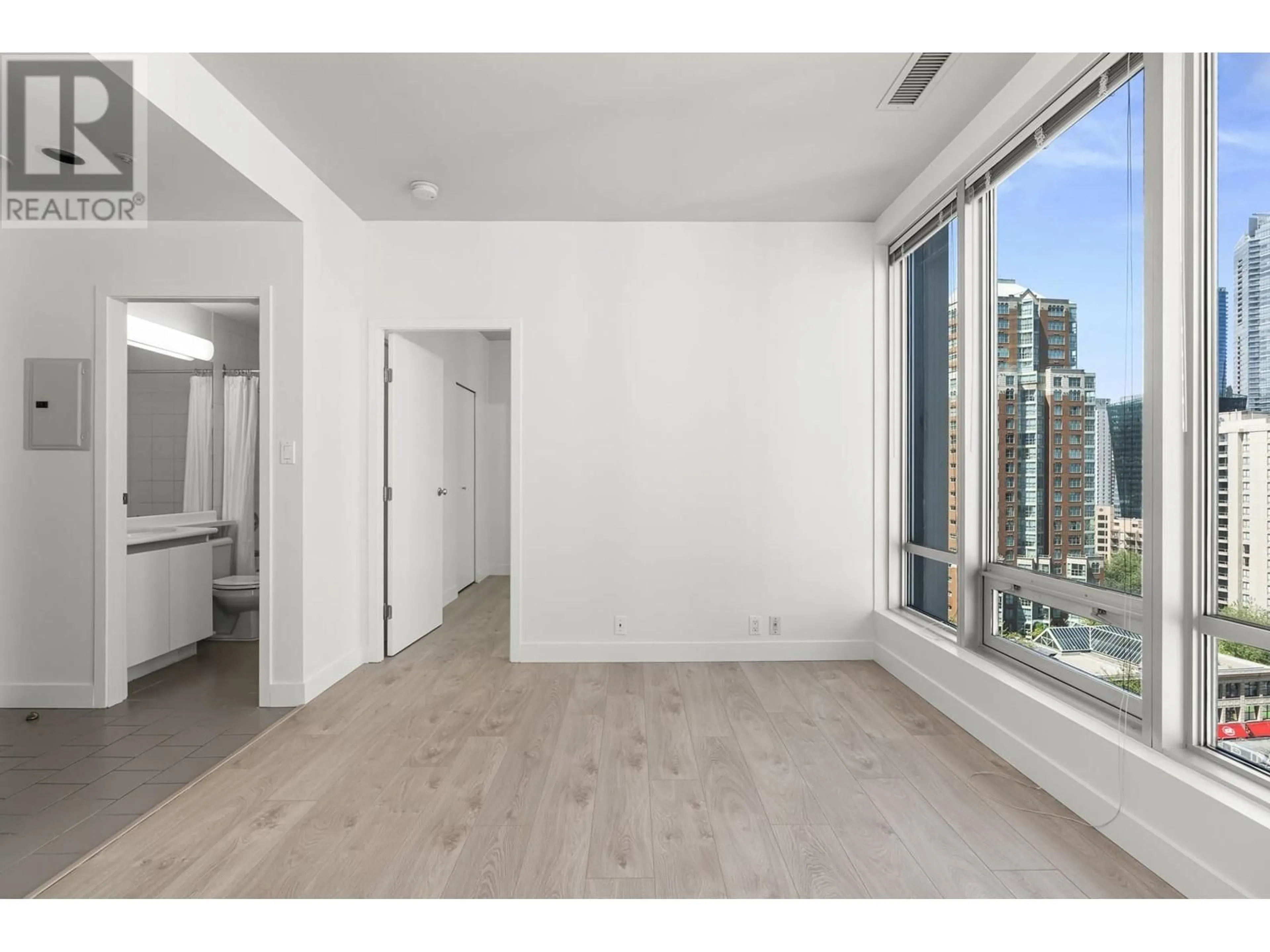 A pic of a room for 1012 - 989 NELSON STREET, Vancouver British Columbia V6Z2S1