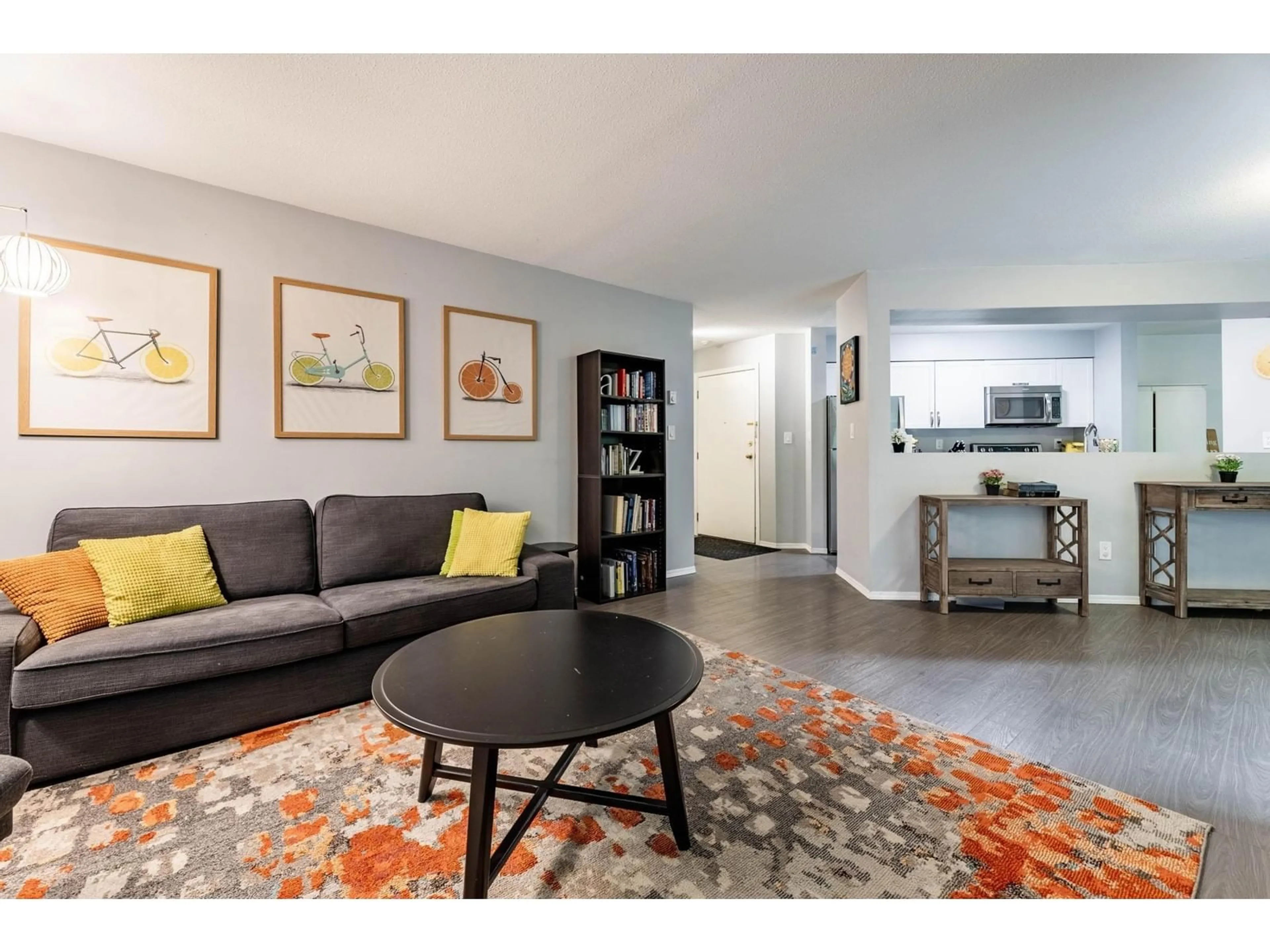 Living room with furniture, unknown for 116 - 1755 SALTON, Abbotsford British Columbia V2S7C5