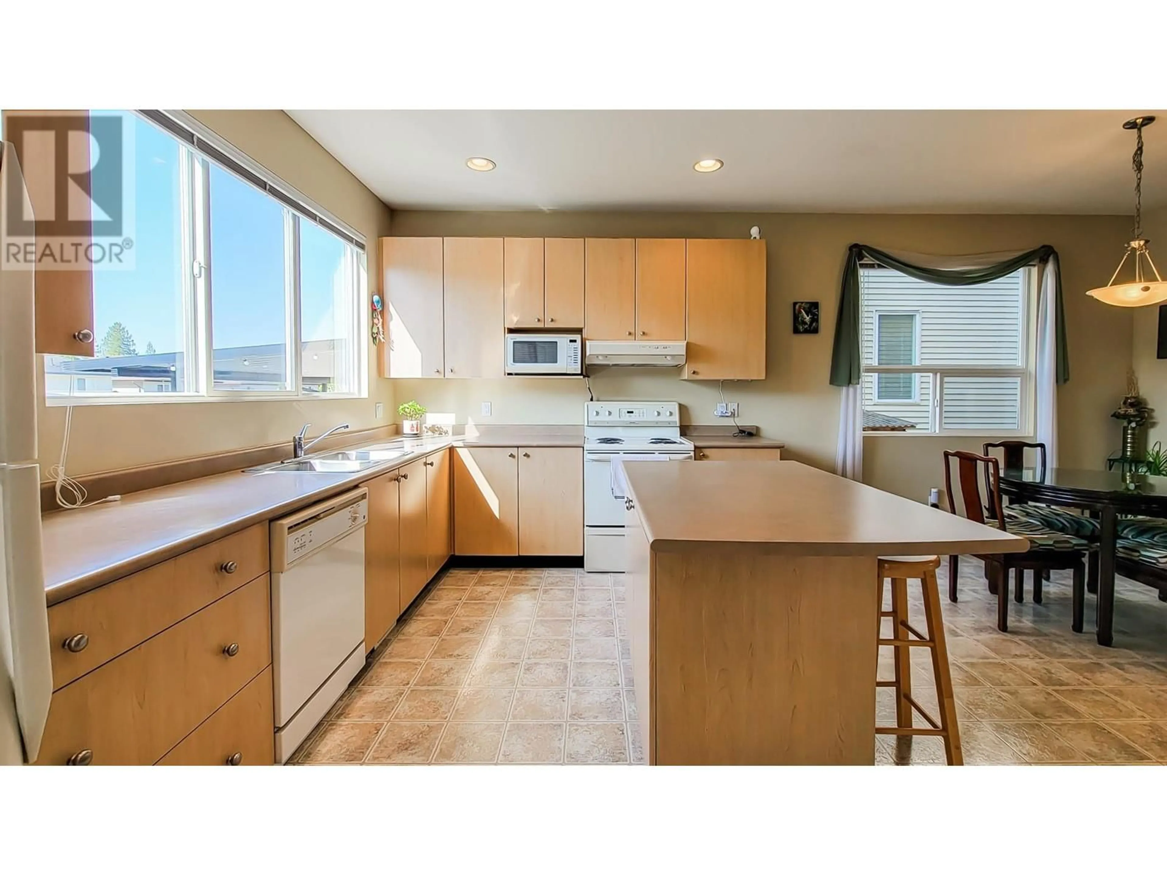 Unknown for 24330 102B AVENUE, Maple Ridge British Columbia V2W1Y2