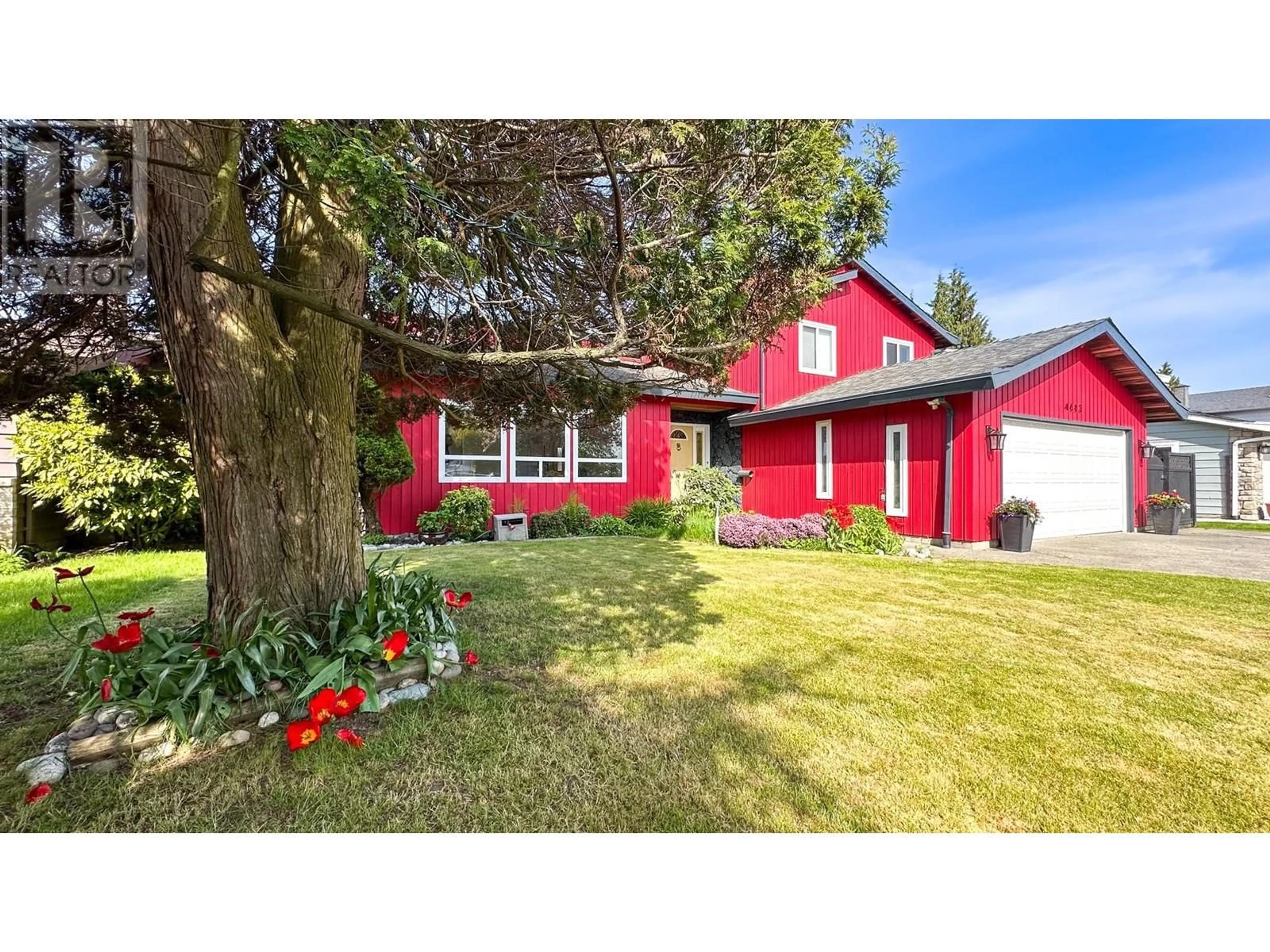 A pic from outside/outdoor area/front of a property/back of a property/a pic from drone, street for 4683 54 STREET, Delta British Columbia V4K3Y5
