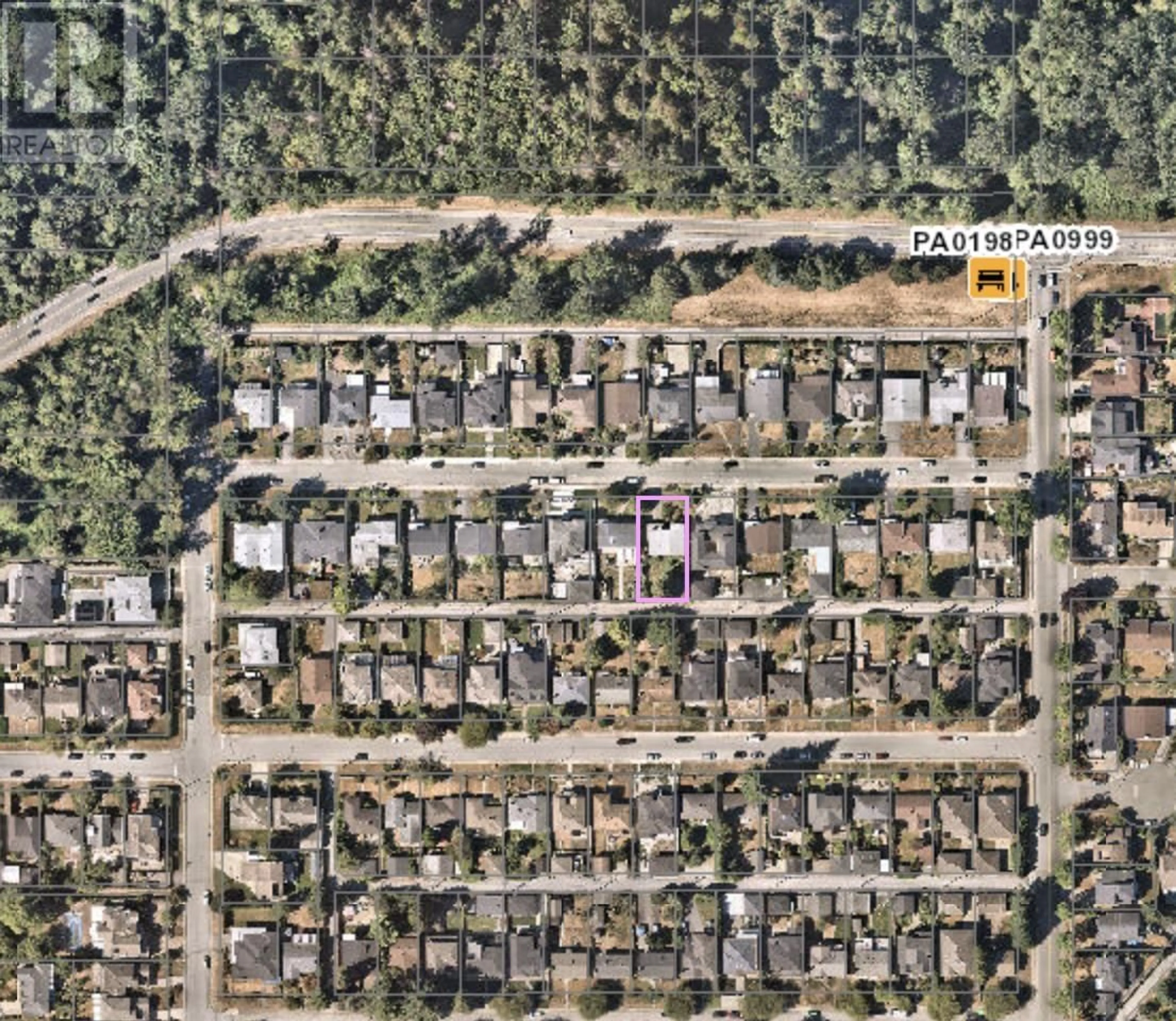 A pic from outside/outdoor area/front of a property/back of a property/a pic from drone, street for 6152 SERVICE STREET, Burnaby British Columbia V5H1V8