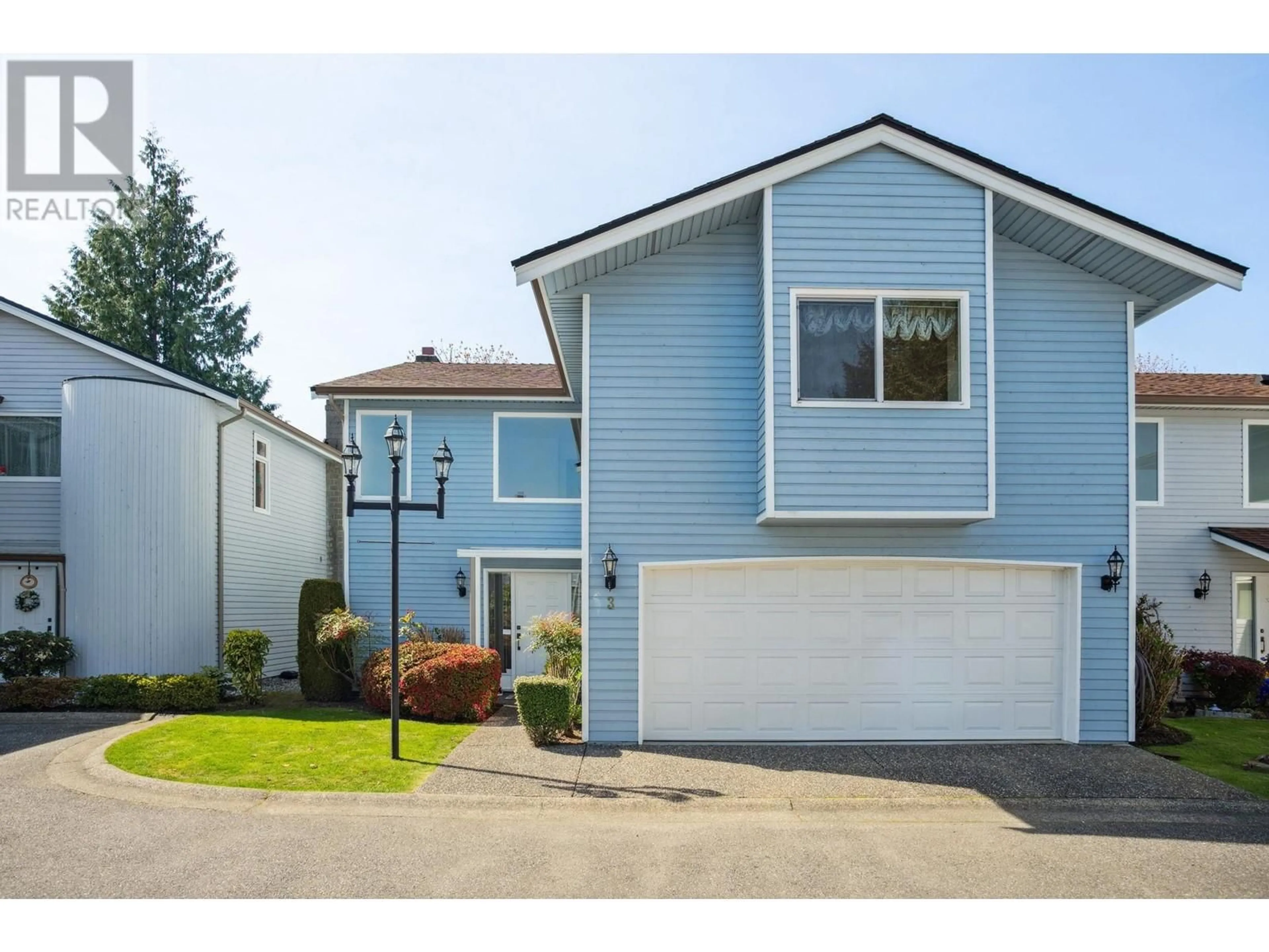 Home with vinyl exterior material, street for 3 - 9688 NO. 2 ROAD, Richmond British Columbia V7E2E1