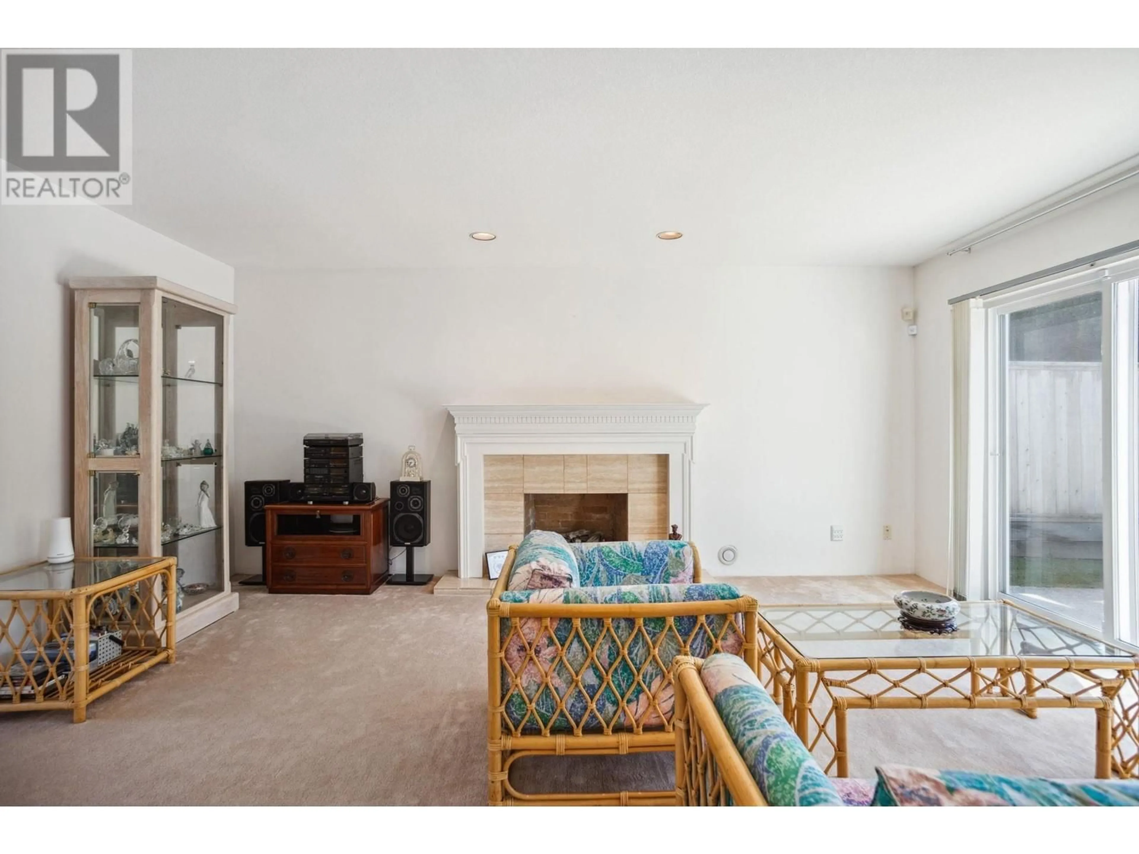 Living room with furniture, unknown for 3 - 9688 NO. 2 ROAD, Richmond British Columbia V7E2E1