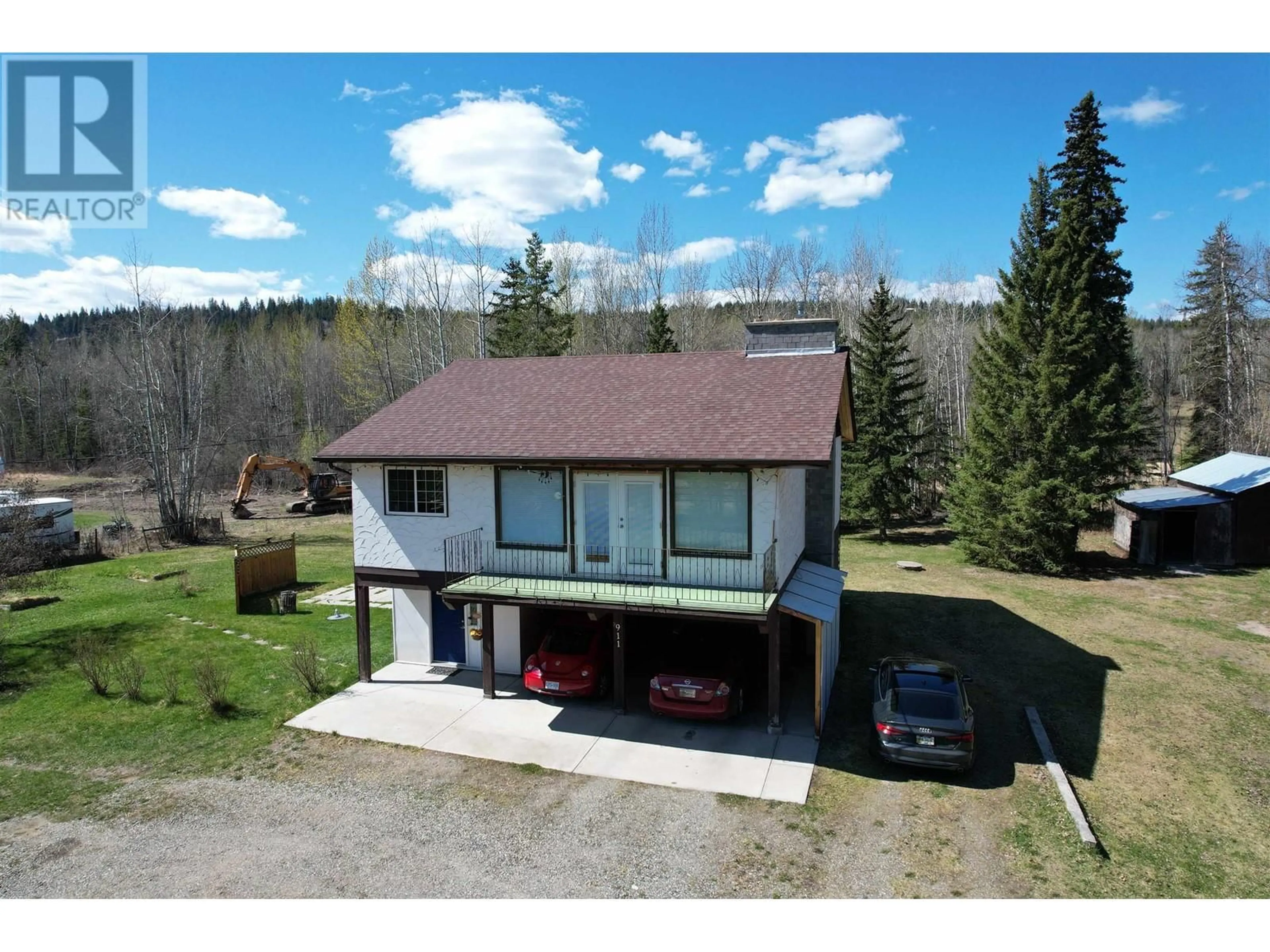A pic from outside/outdoor area/front of a property/back of a property/a pic from drone, unknown for 911 HESKETH ROAD, Quesnel British Columbia V2J7H6