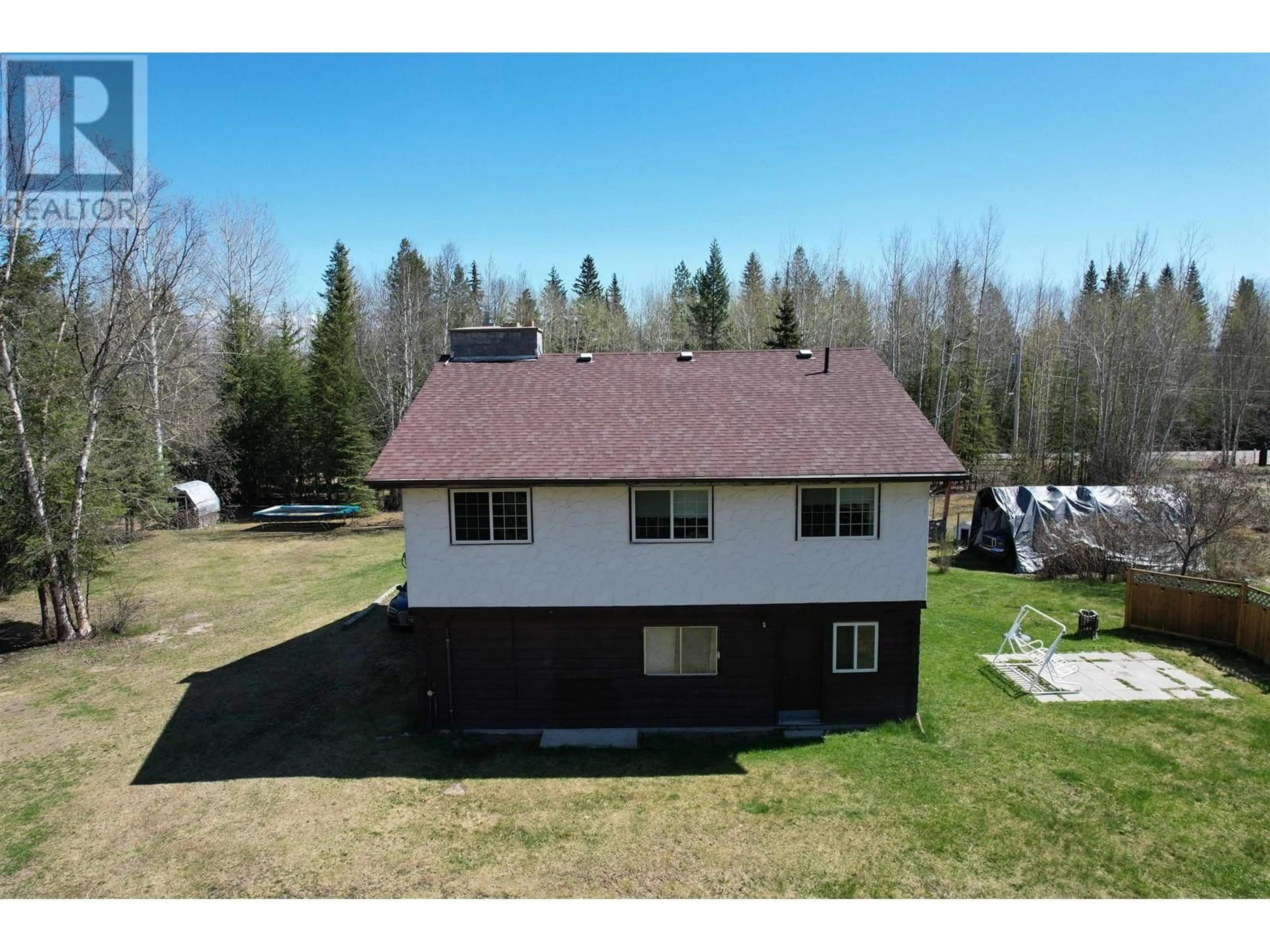 A pic from outside/outdoor area/front of a property/back of a property/a pic from drone, unknown for 911 HESKETH ROAD, Quesnel British Columbia V2J7H6