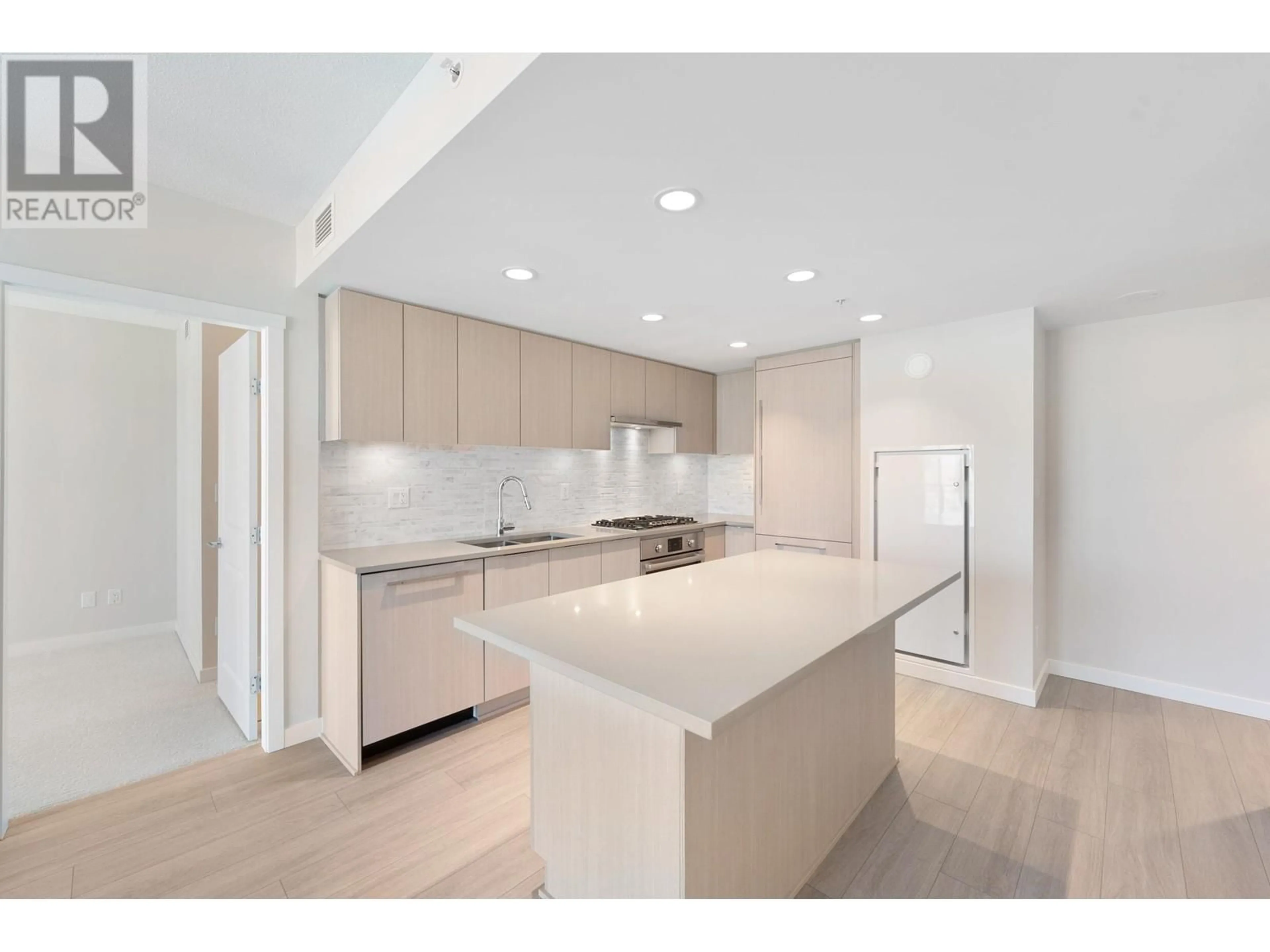 Open concept kitchen, unknown for 2607 - 1182 WESTWOOD STREET, Coquitlam British Columbia V3B0T9