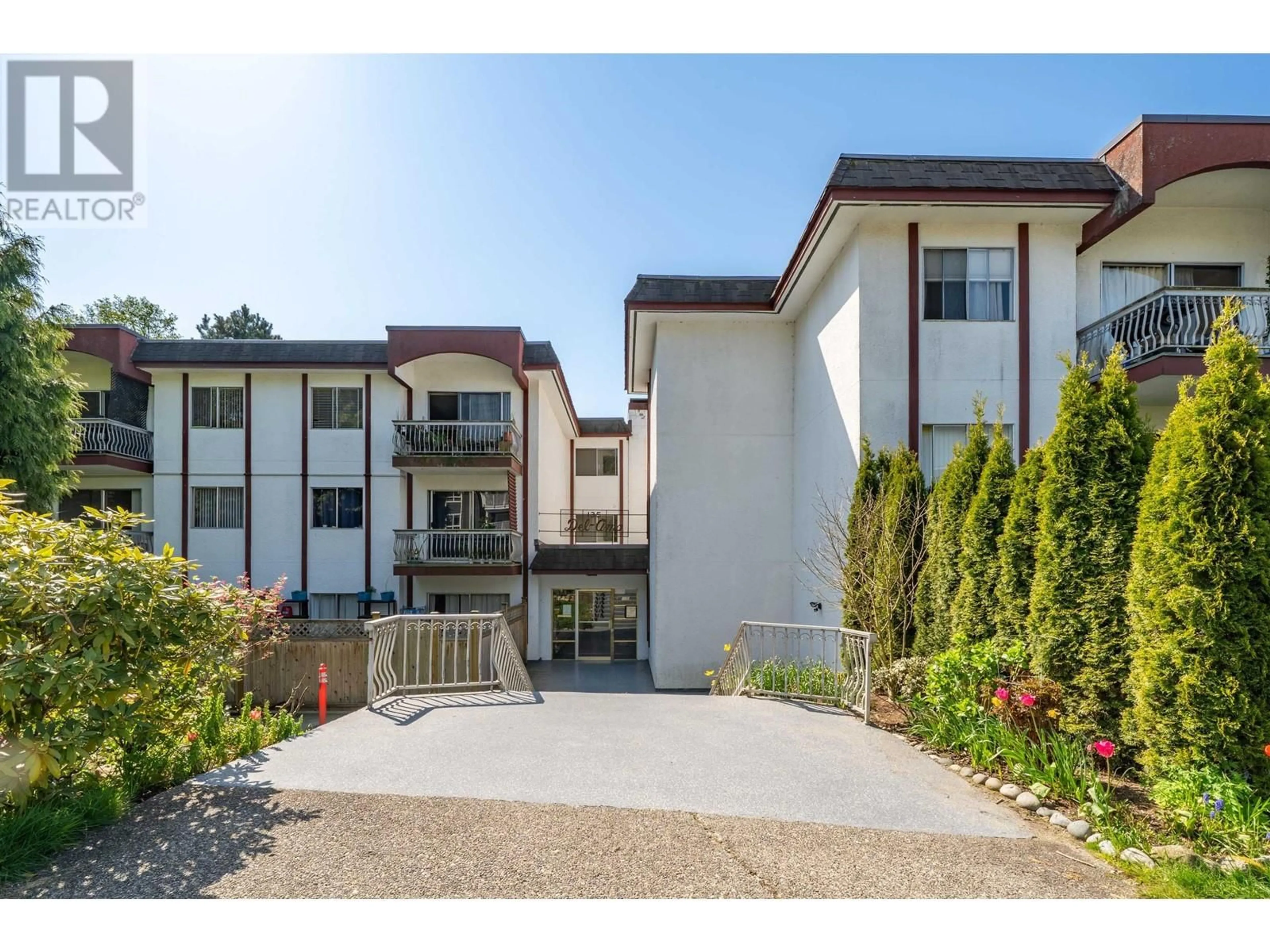 Unknown for 113 - 135 21ST STREET, North Vancouver British Columbia V7M1Z2