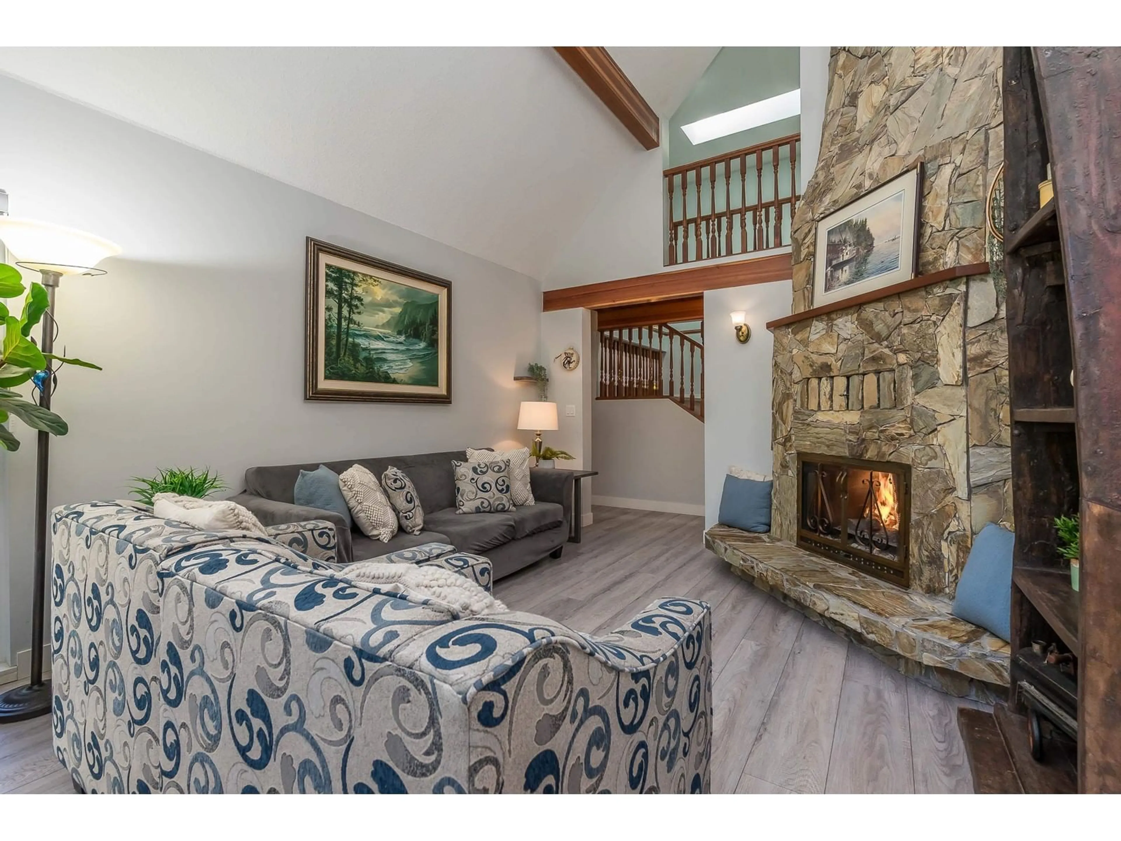Living room with furniture, unknown for 4567 SADDLEHORN, Langley British Columbia V2Z1J7