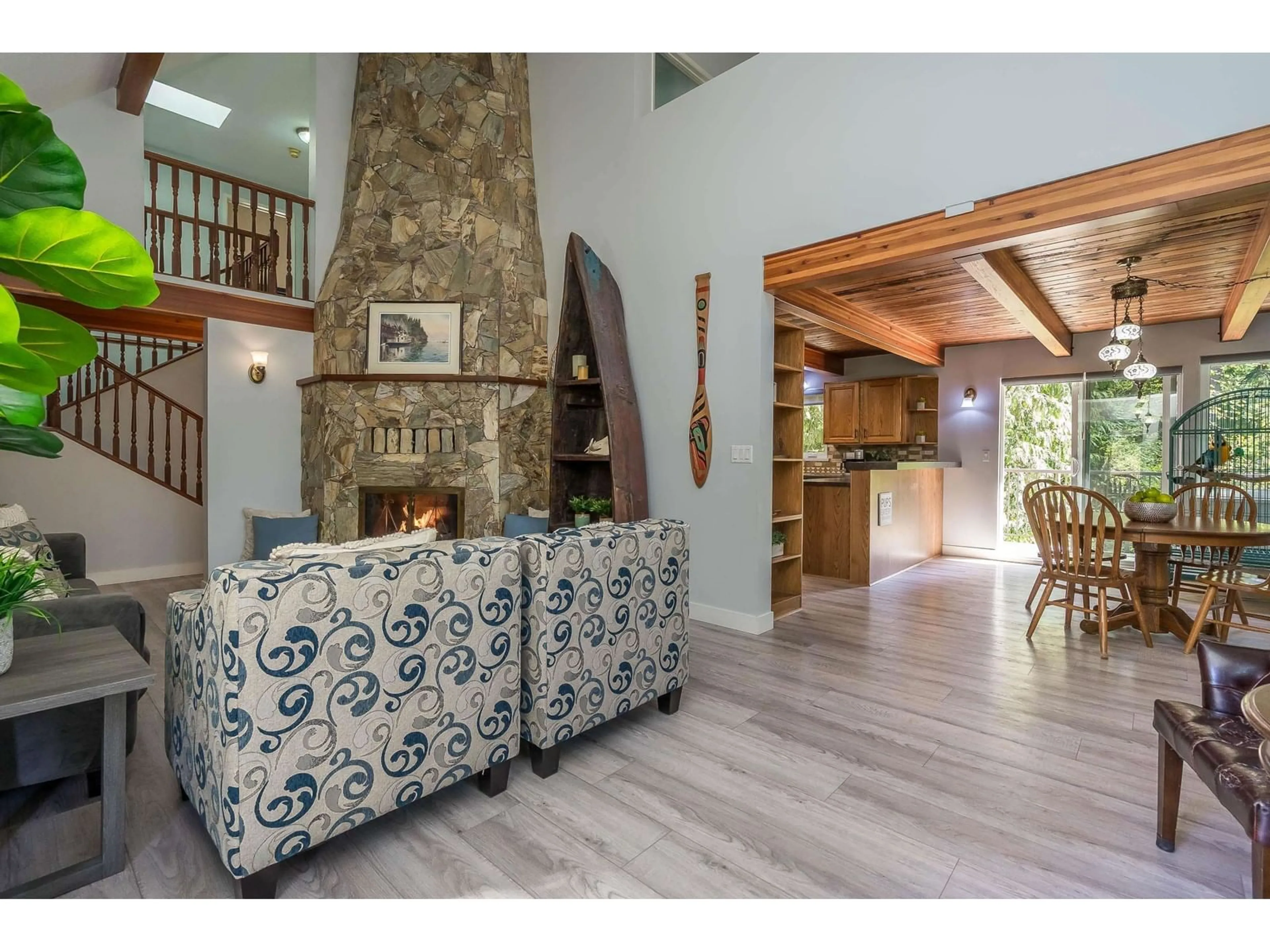 Indoor foyer for 4567 SADDLEHORN, Langley British Columbia V2Z1J7