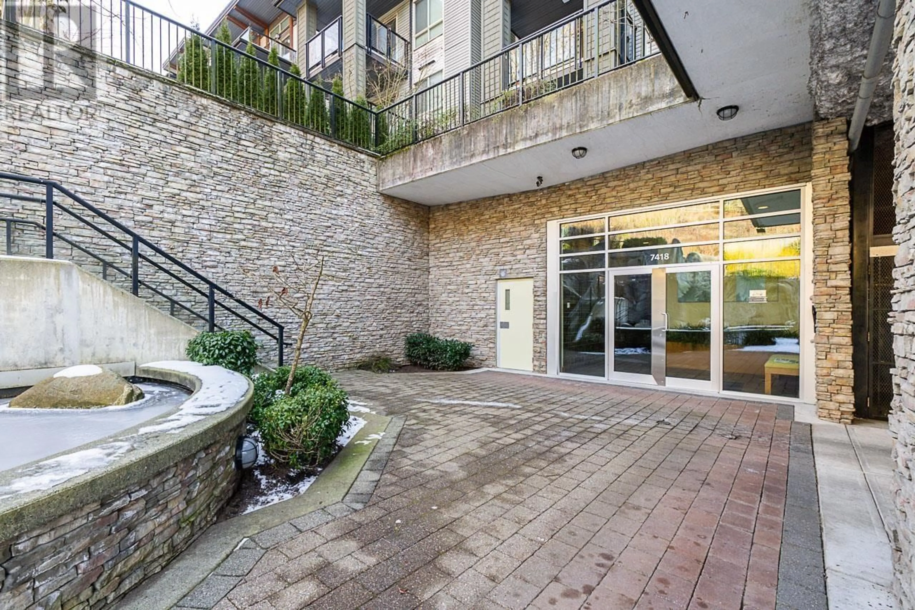 Patio, unknown for 316 - 7418 BYRNEPARK WALK, Burnaby British Columbia V3N0B3