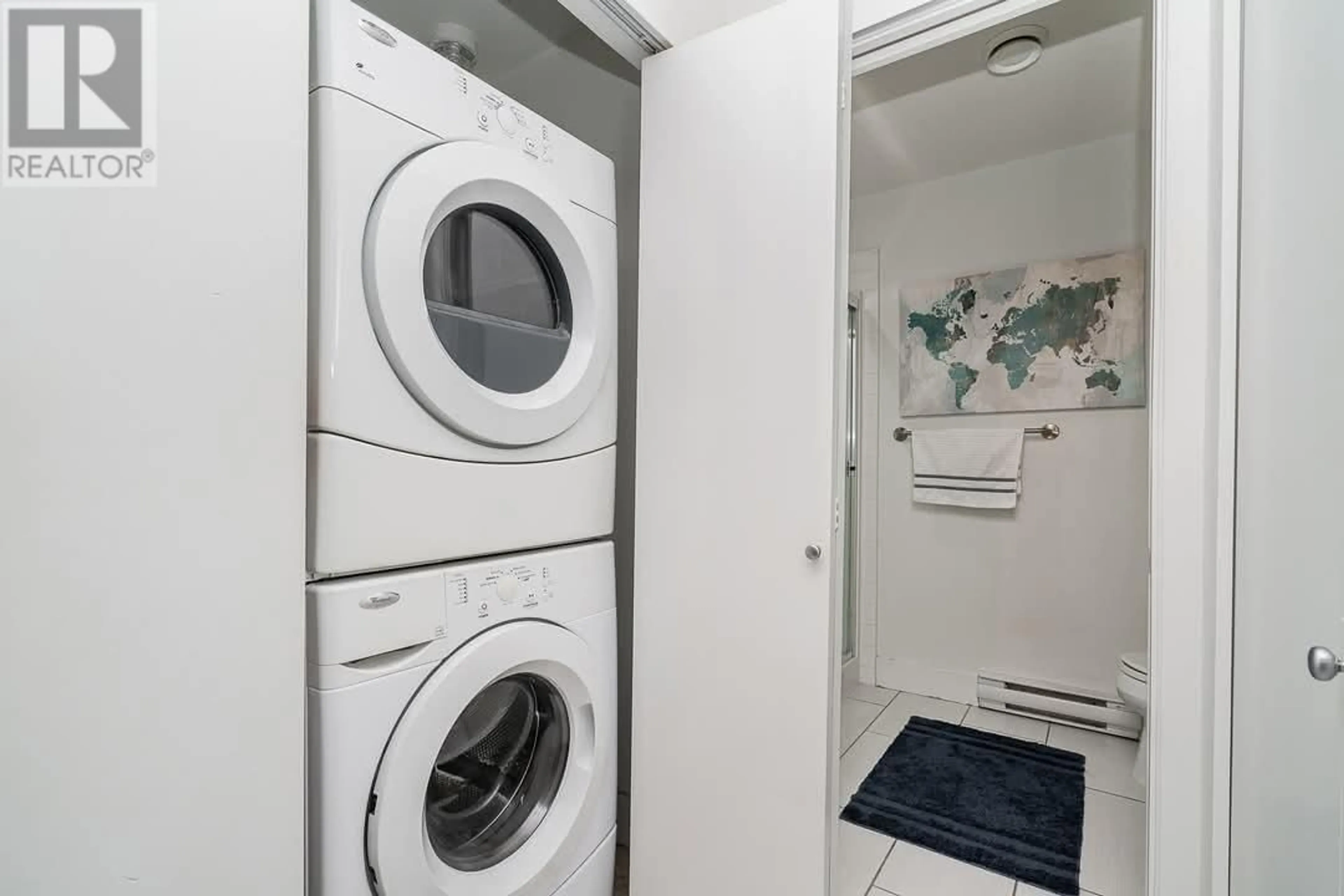 Laundry room for 316 - 7418 BYRNEPARK WALK, Burnaby British Columbia V3N0B3