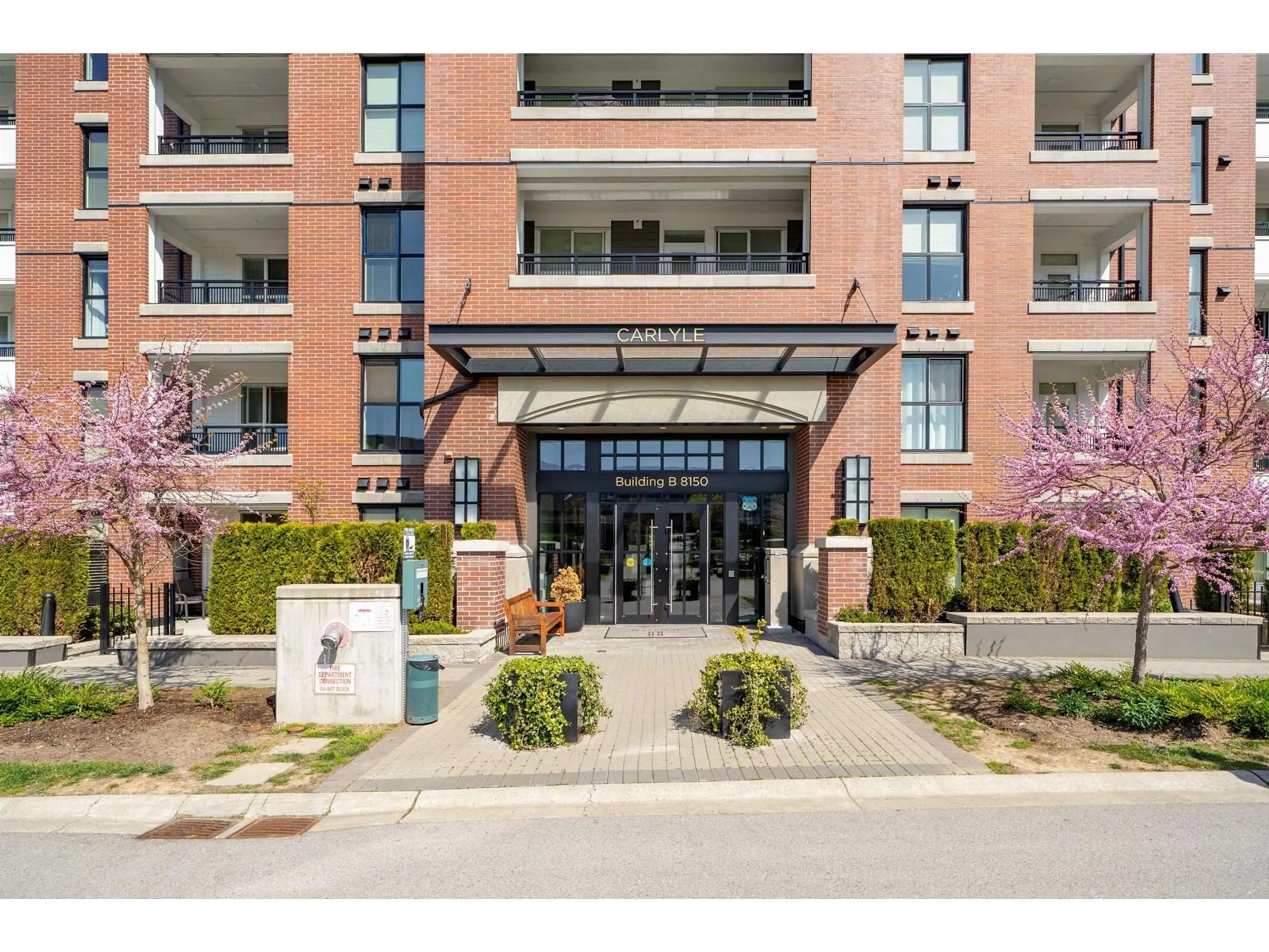 Indoor foyer for B611 - 8150 207, Langley British Columbia V2Y4J3