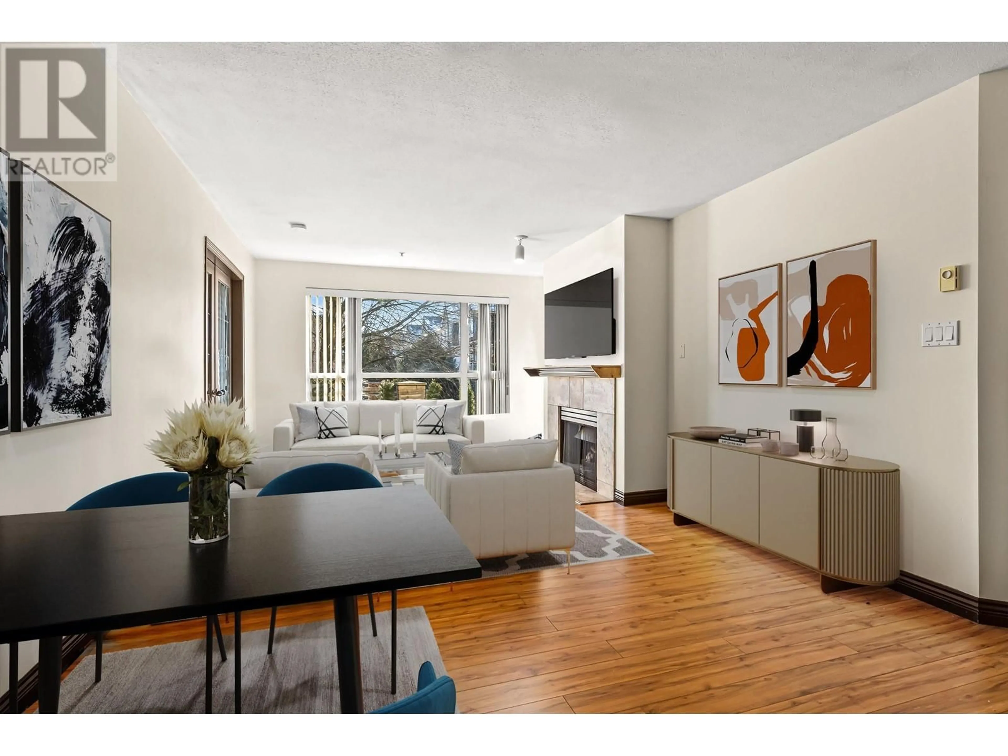 Living room with furniture, unknown for 122 - 2551 PARKVIEW LANE, Port Coquitlam British Columbia V3C6J8