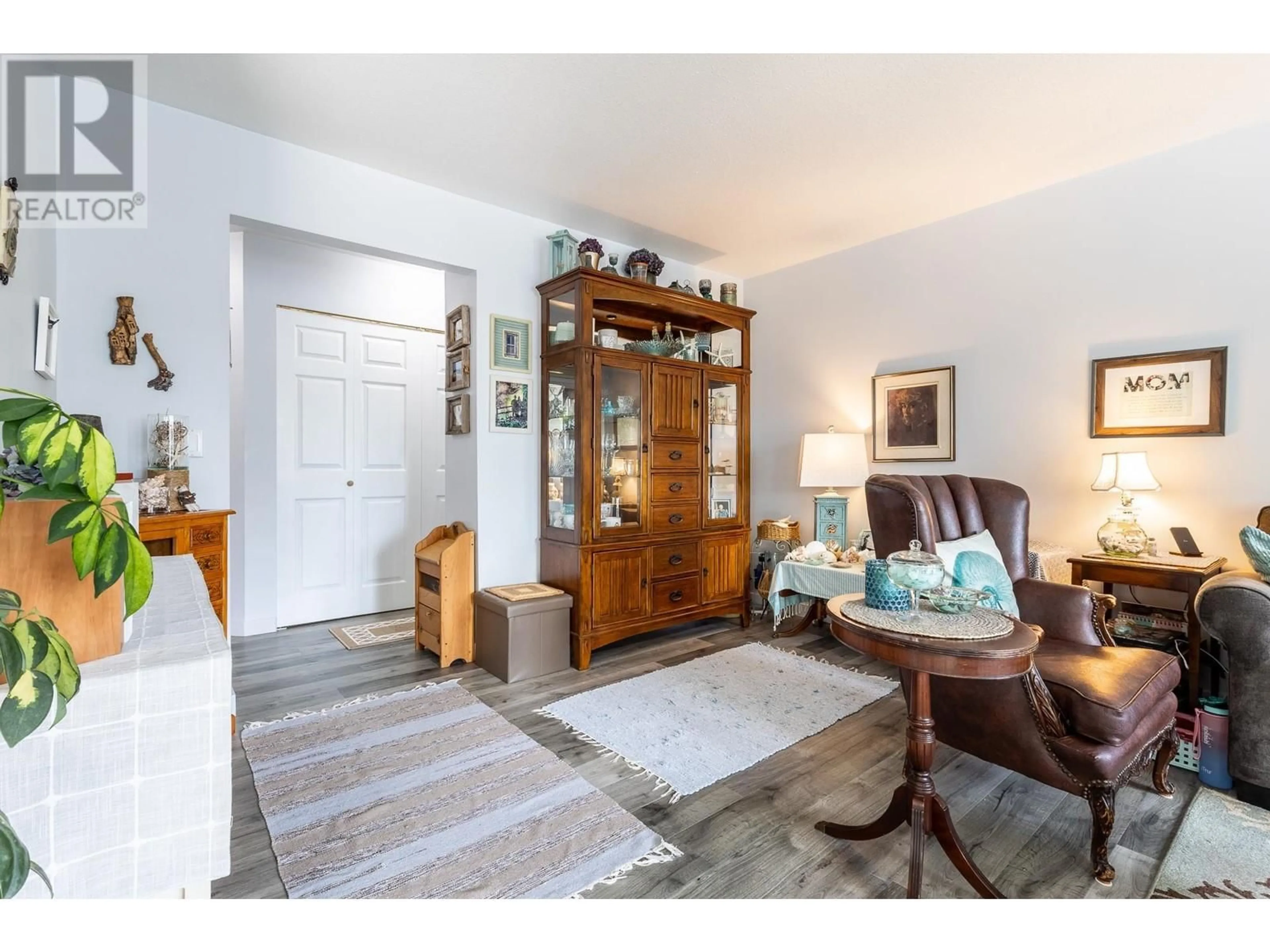Unknown for 2 - 765 SCHOOL ROAD, Gibsons British Columbia V0N1V9