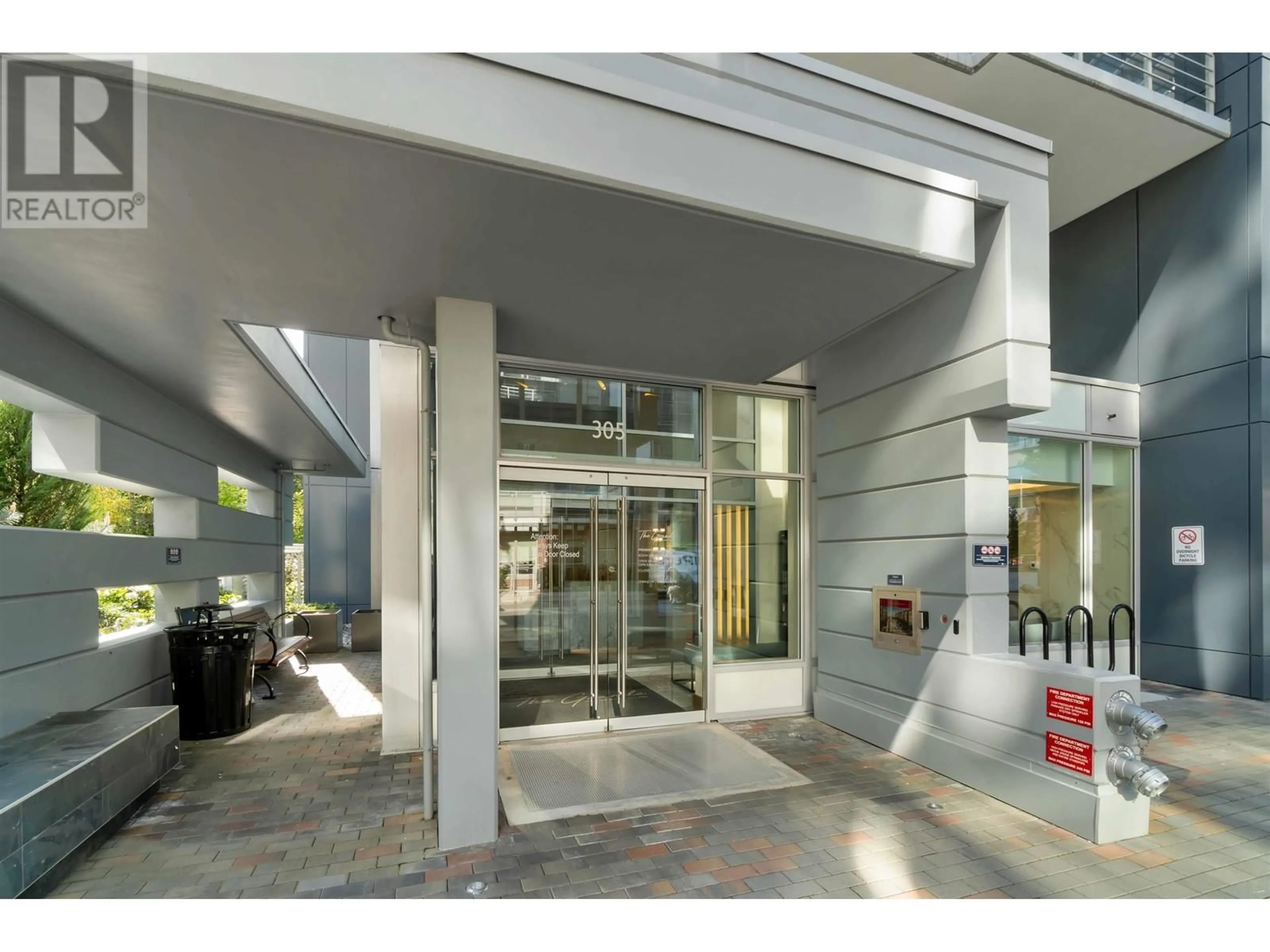Indoor foyer for 2005 - 305 MORRISSEY ROAD, Port Moody British Columbia V3H0M3