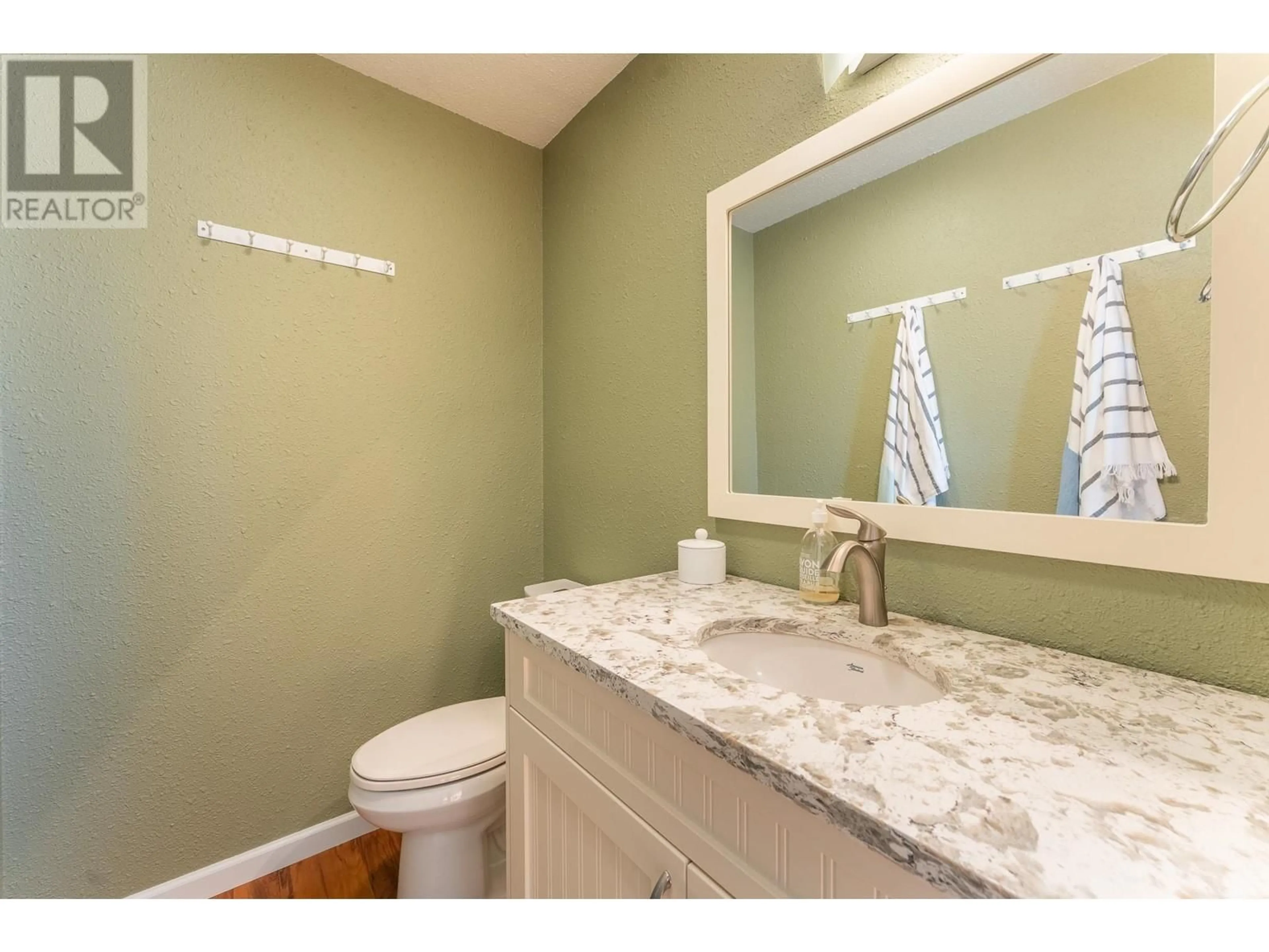 Standard bathroom, ceramic/tile floor for 55680 JARDINE LOOP ROAD, Cluculz Lake British Columbia V0J3A3