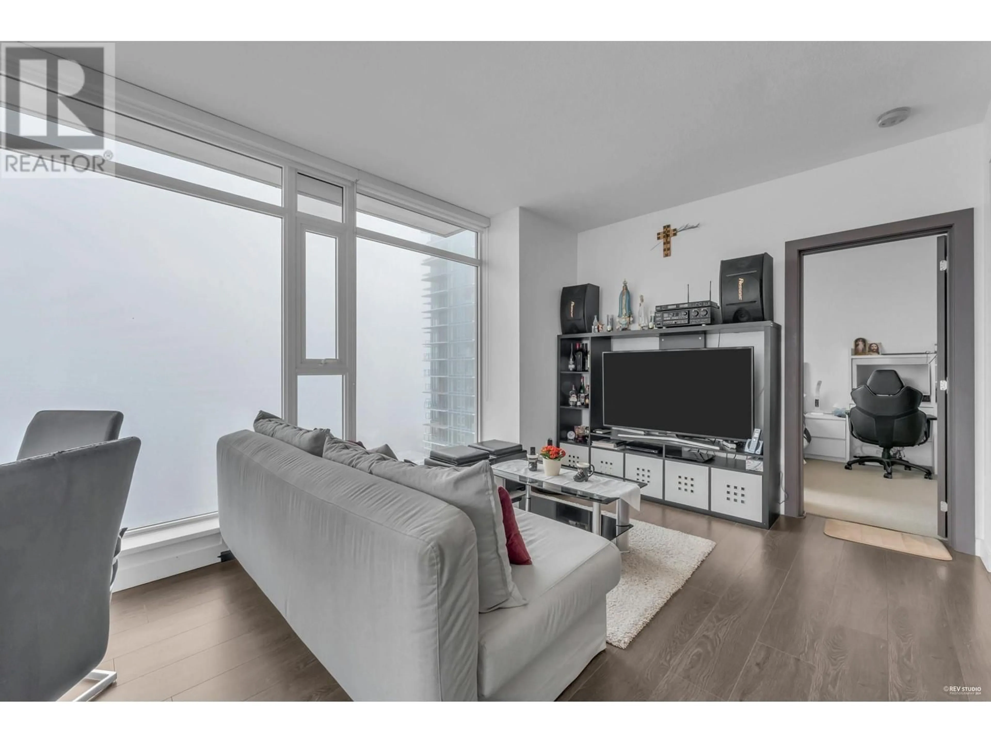 Living room with furniture, unknown for 3107 - 6538 NELSON AVENUE, Burnaby British Columbia V5H0G5