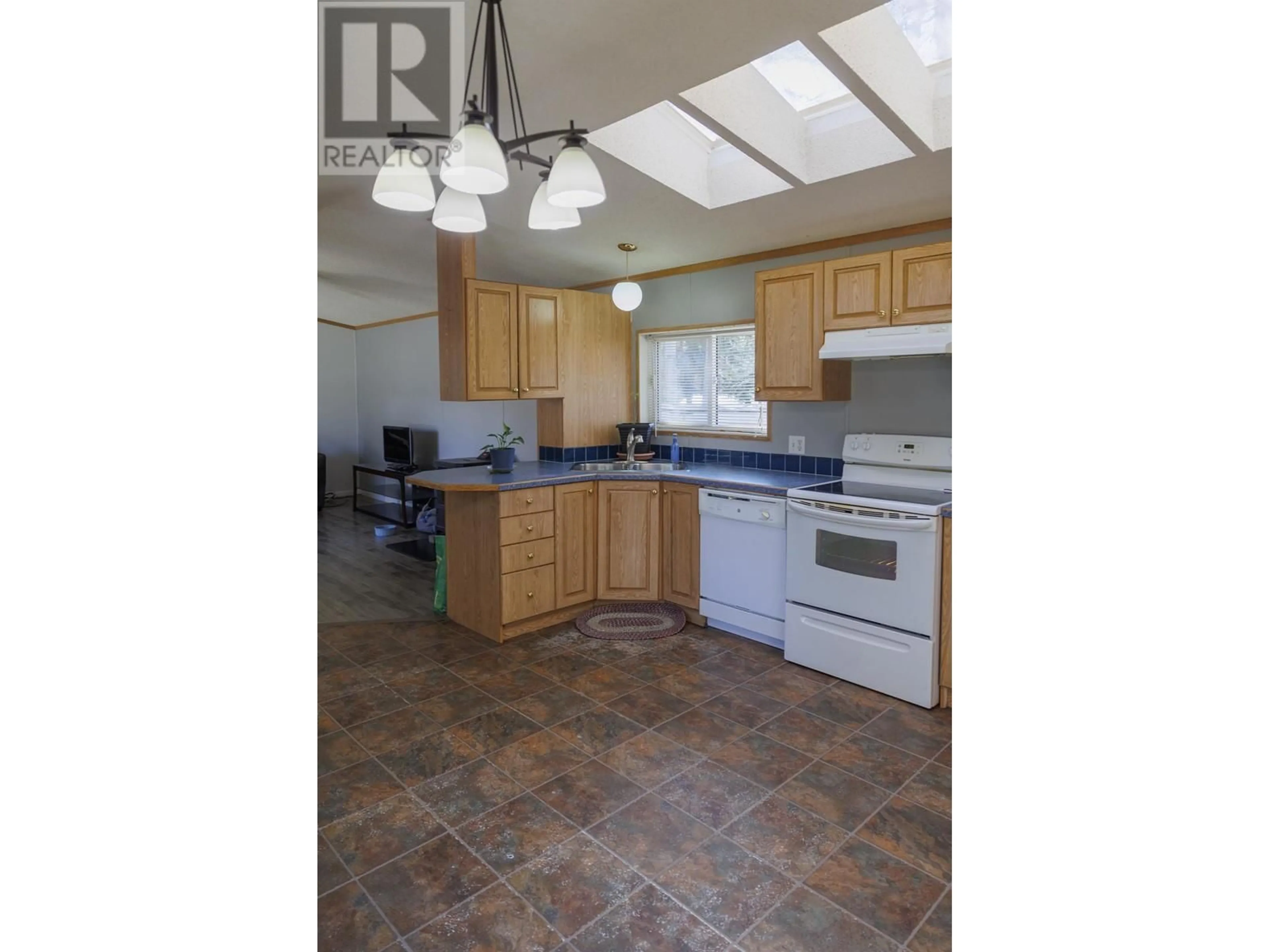 Unknown for 10 - 3115 RIVERBEND ROAD, McBride British Columbia V0J2E0