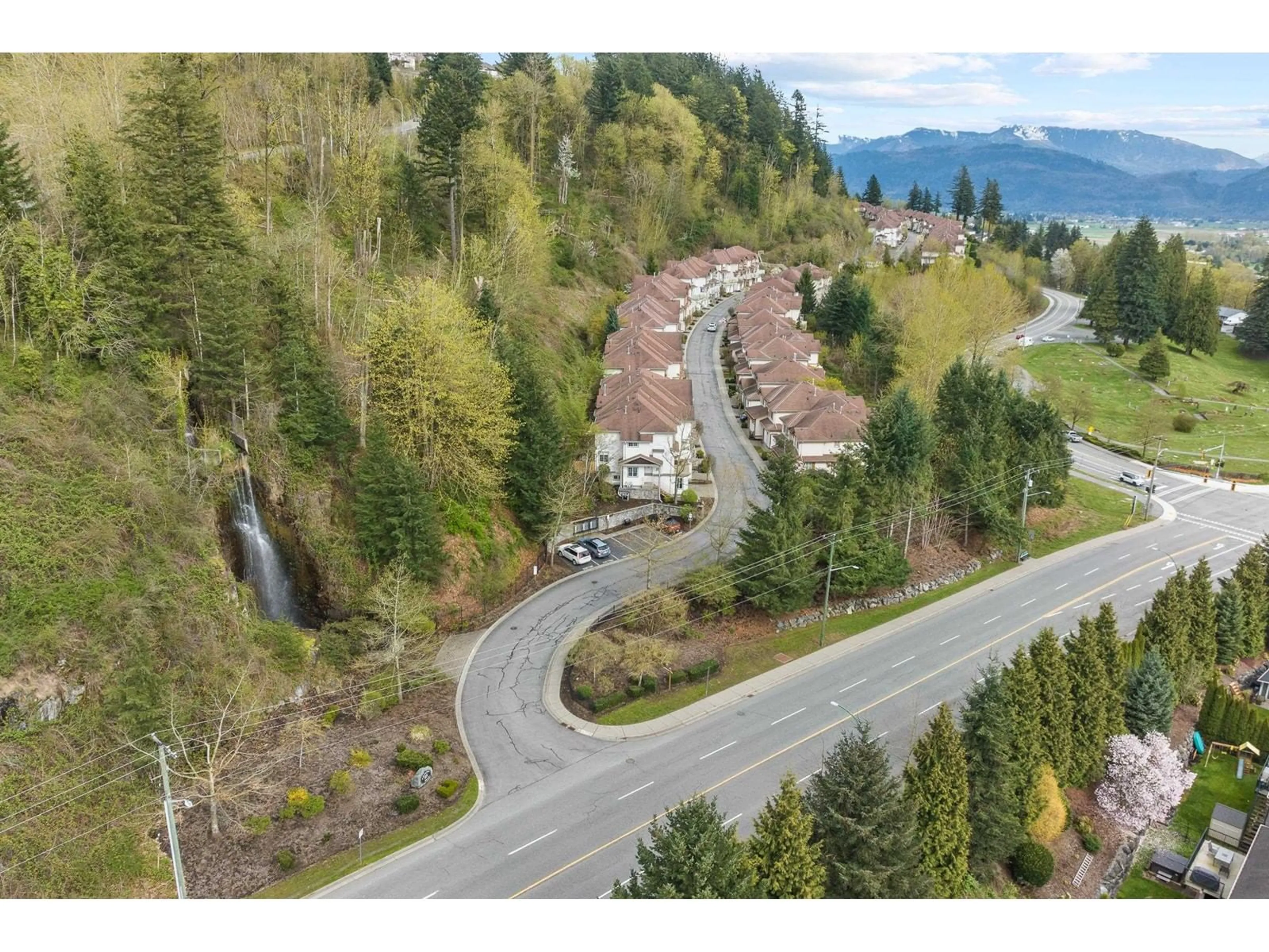 A pic from outside/outdoor area/front of a property/back of a property/a pic from drone, mountain view for 1 - 35287 OLD YALE, Abbotsford British Columbia V3G8H5