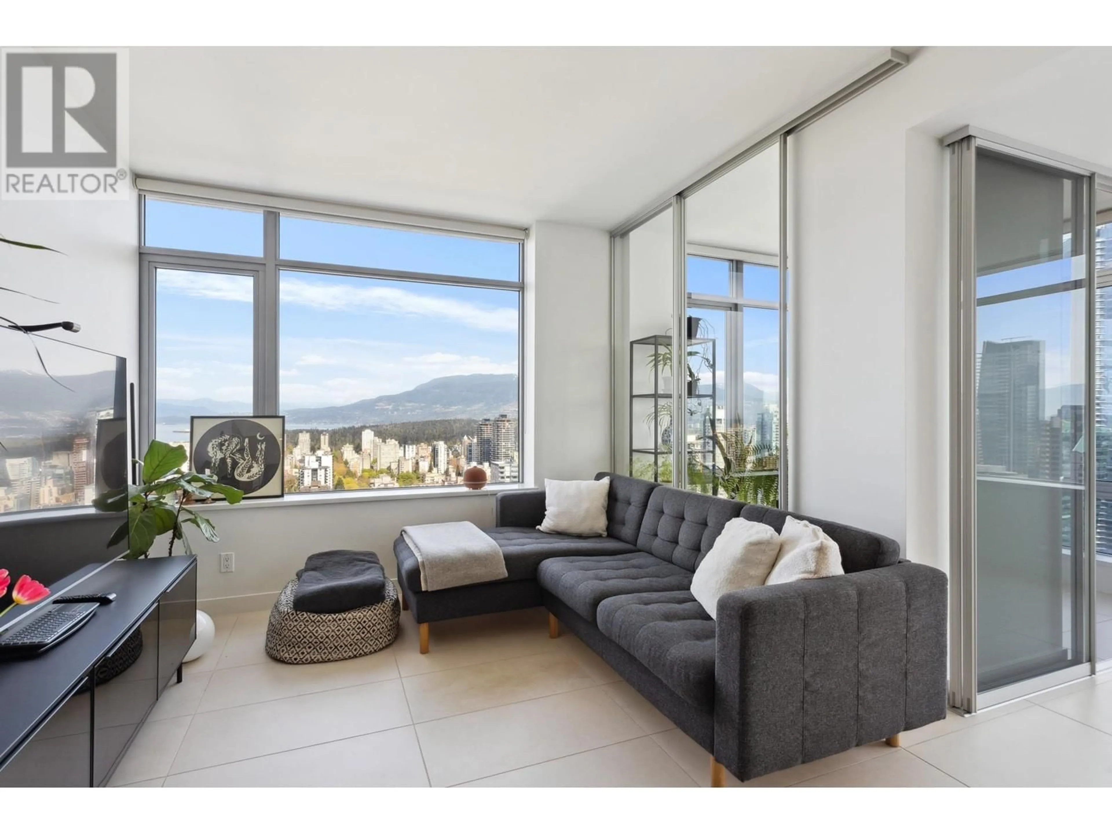 Living room with furniture, unknown for 3206 - 1028 BARCLAY STREET, Vancouver British Columbia V6E0B1