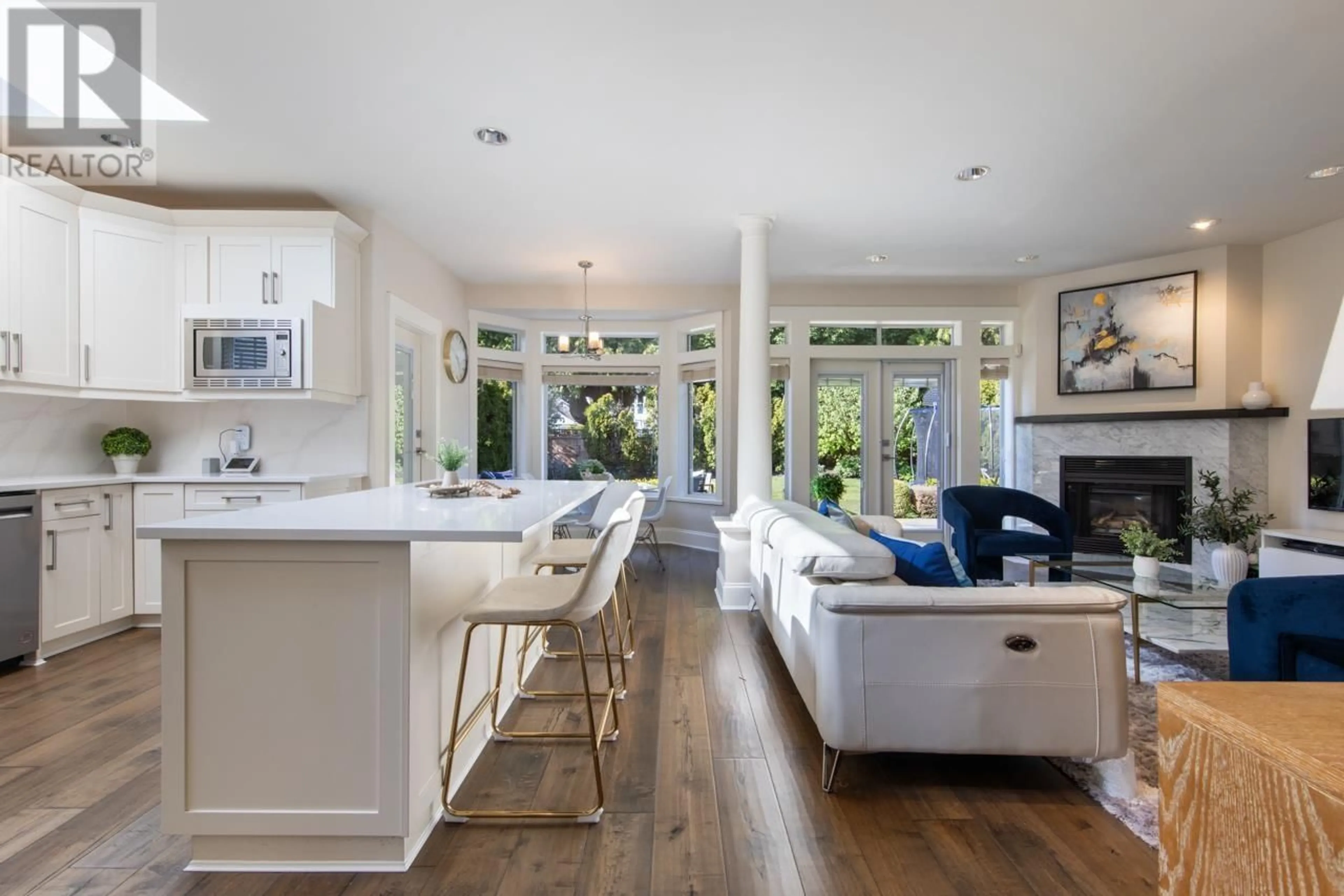 Open concept kitchen, unknown for 2257 FULTON AVENUE, West Vancouver British Columbia V7V1T7