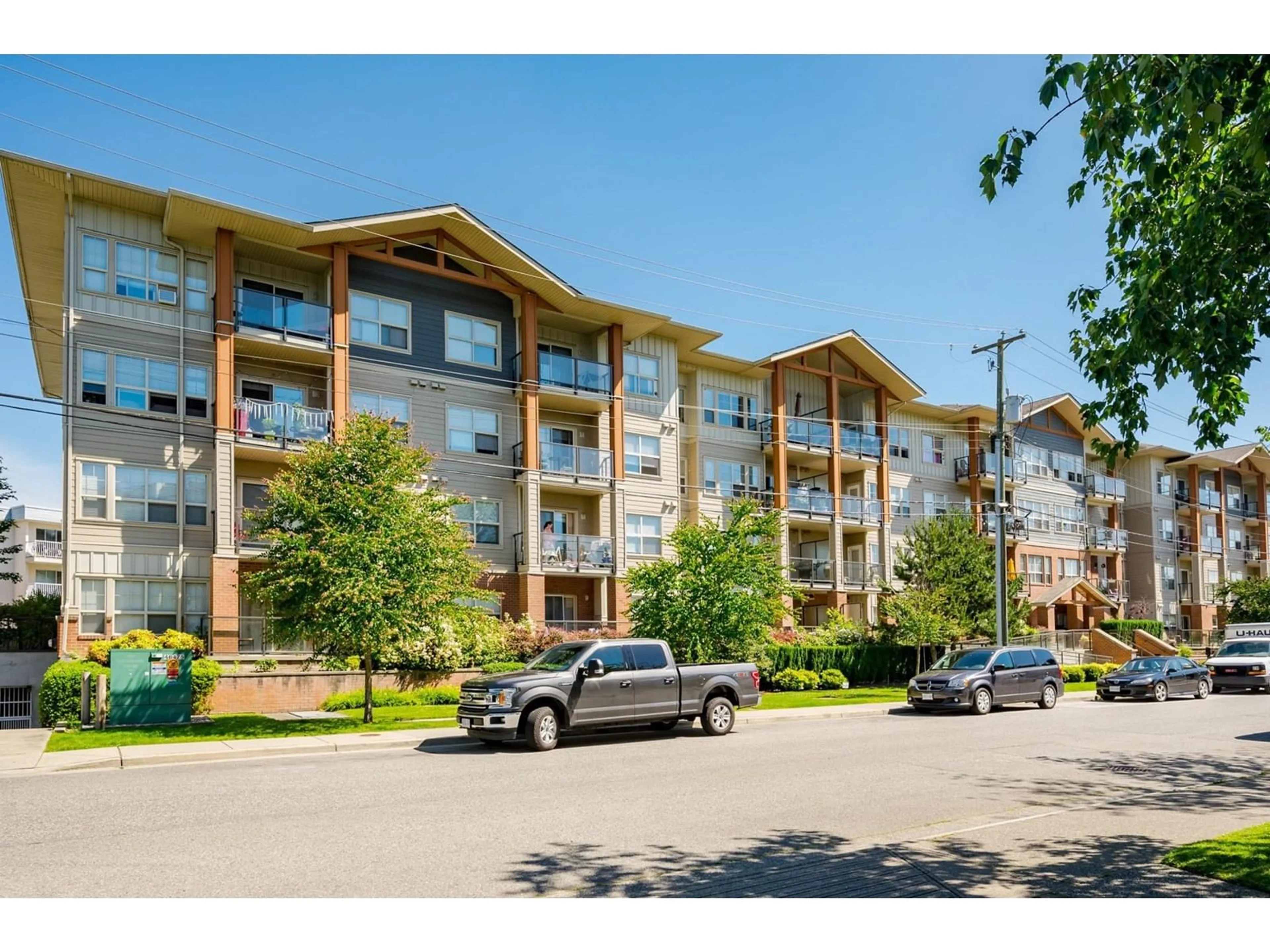 Unknown for 101 - 20219 54A, Langley British Columbia V3A0C7